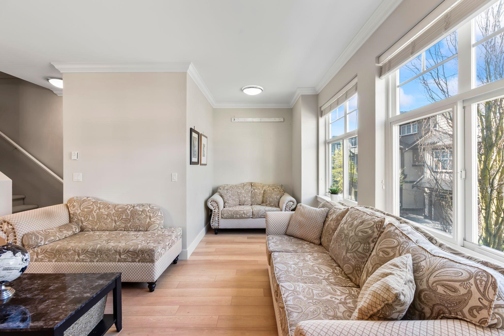 64 6350 142 STREET Unit: 64