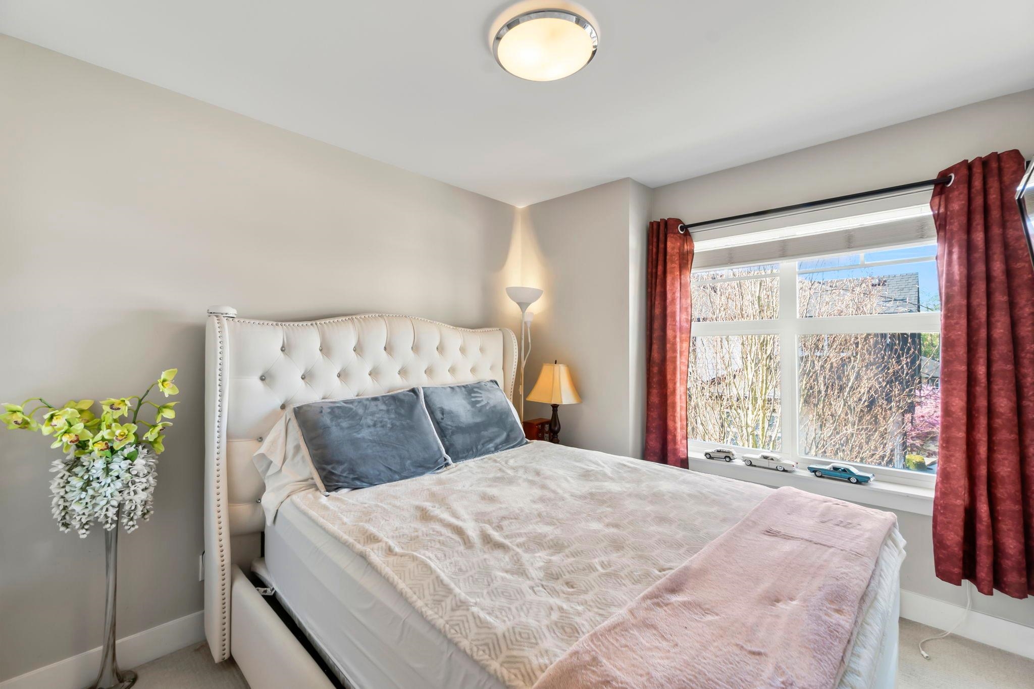 64 6350 142 STREET Unit: 64