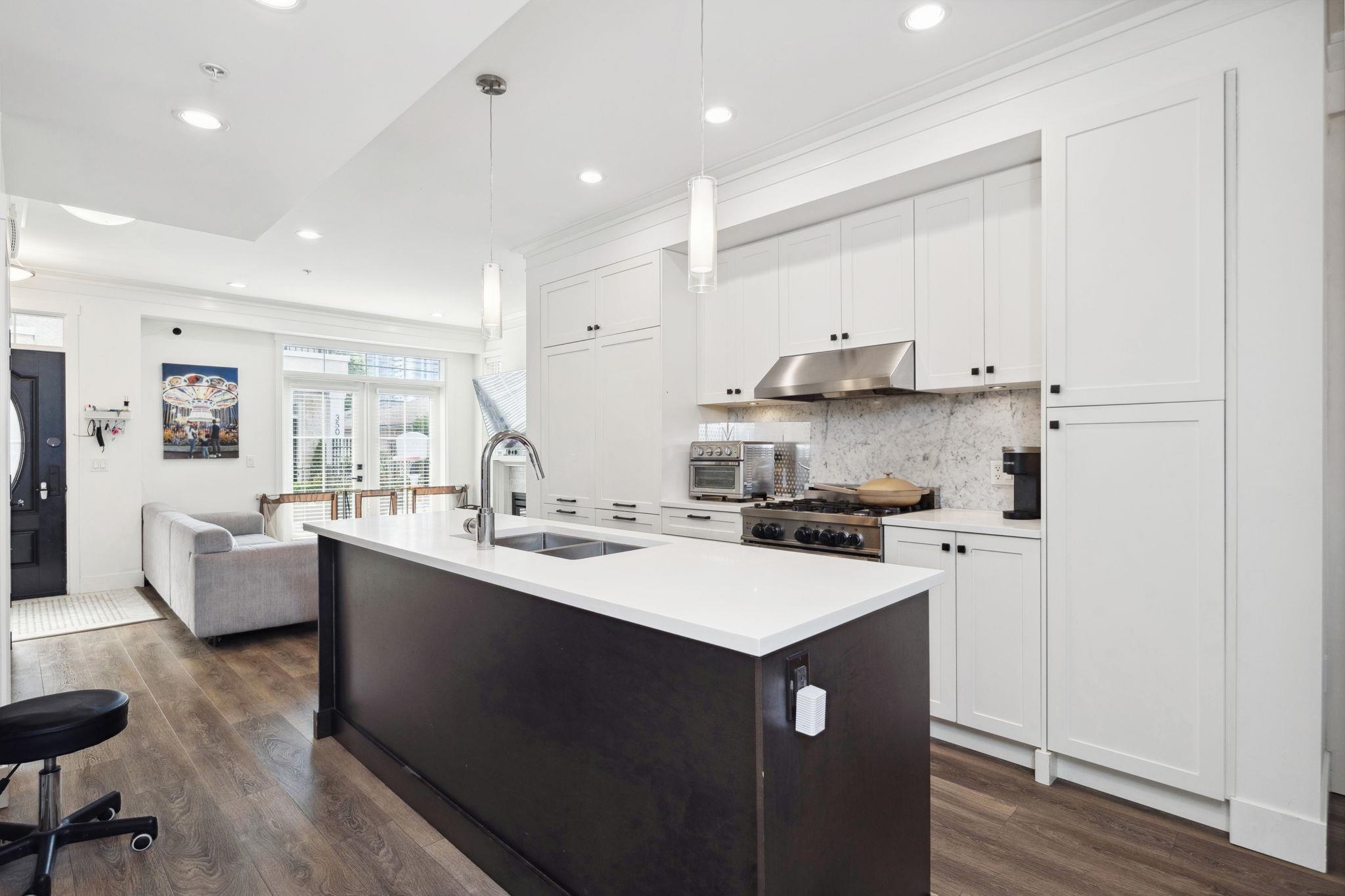 352 W 62ND AVENUE