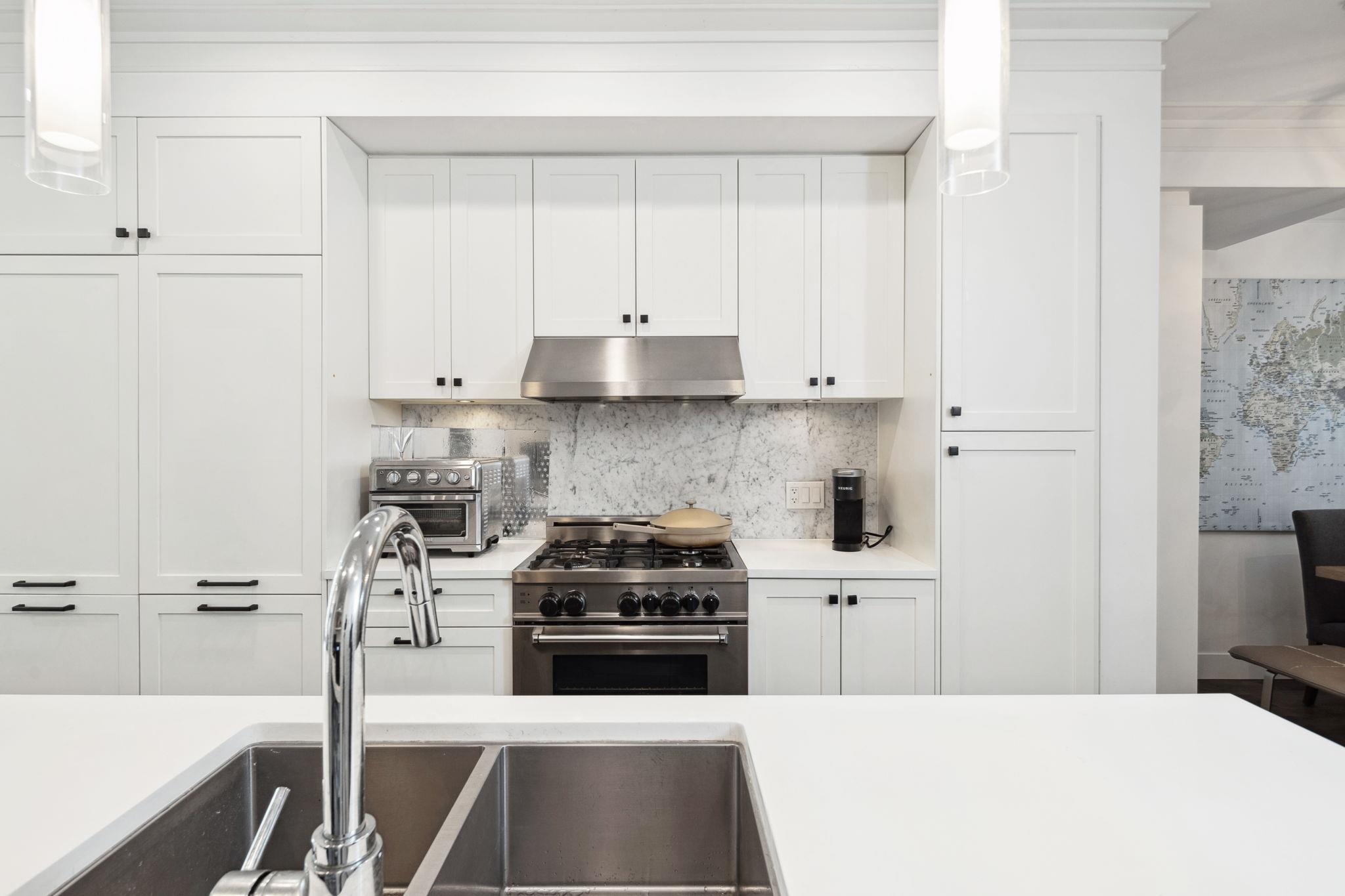 352 W 62ND AVENUE