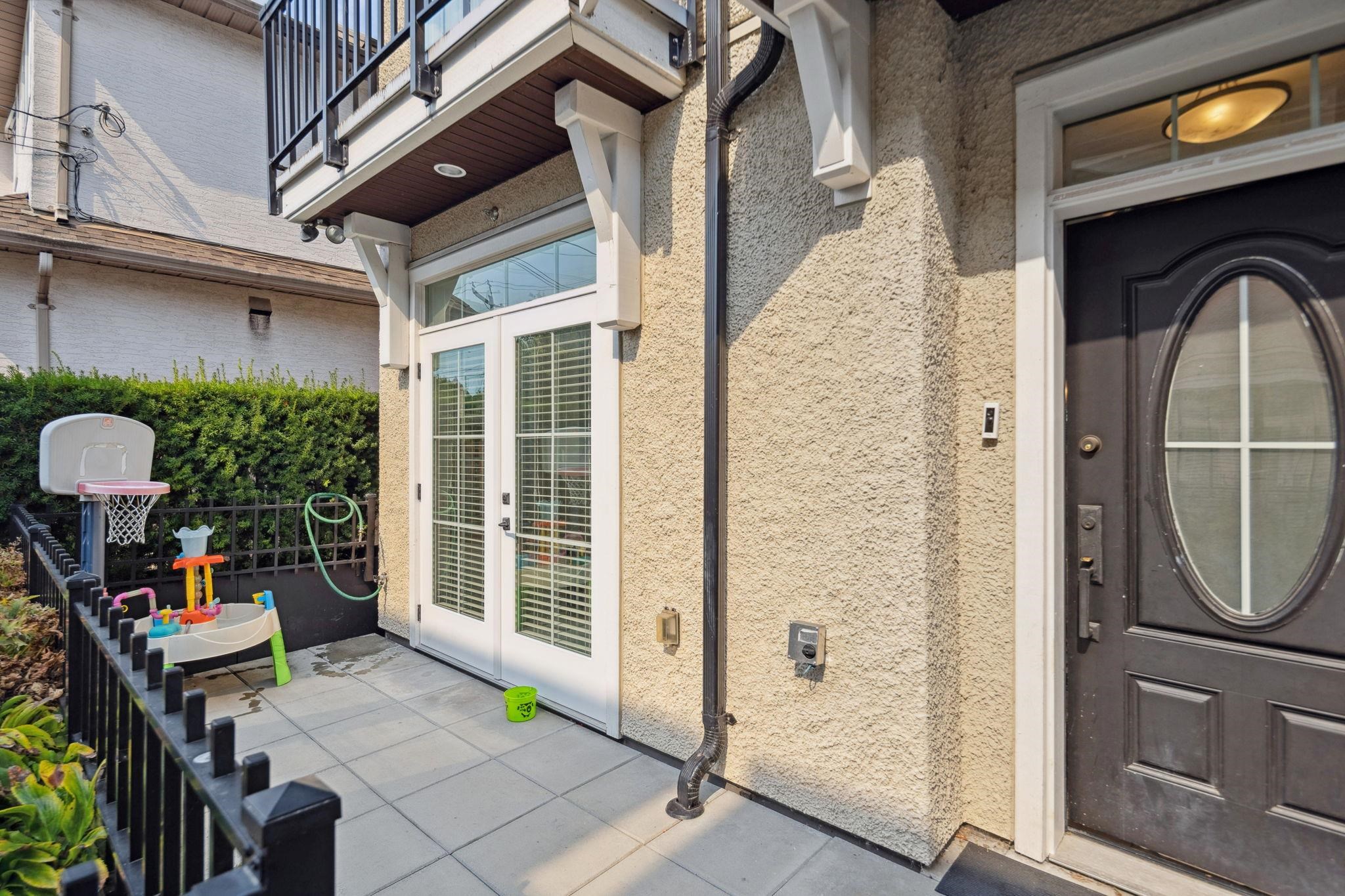 352 W 62ND AVENUE