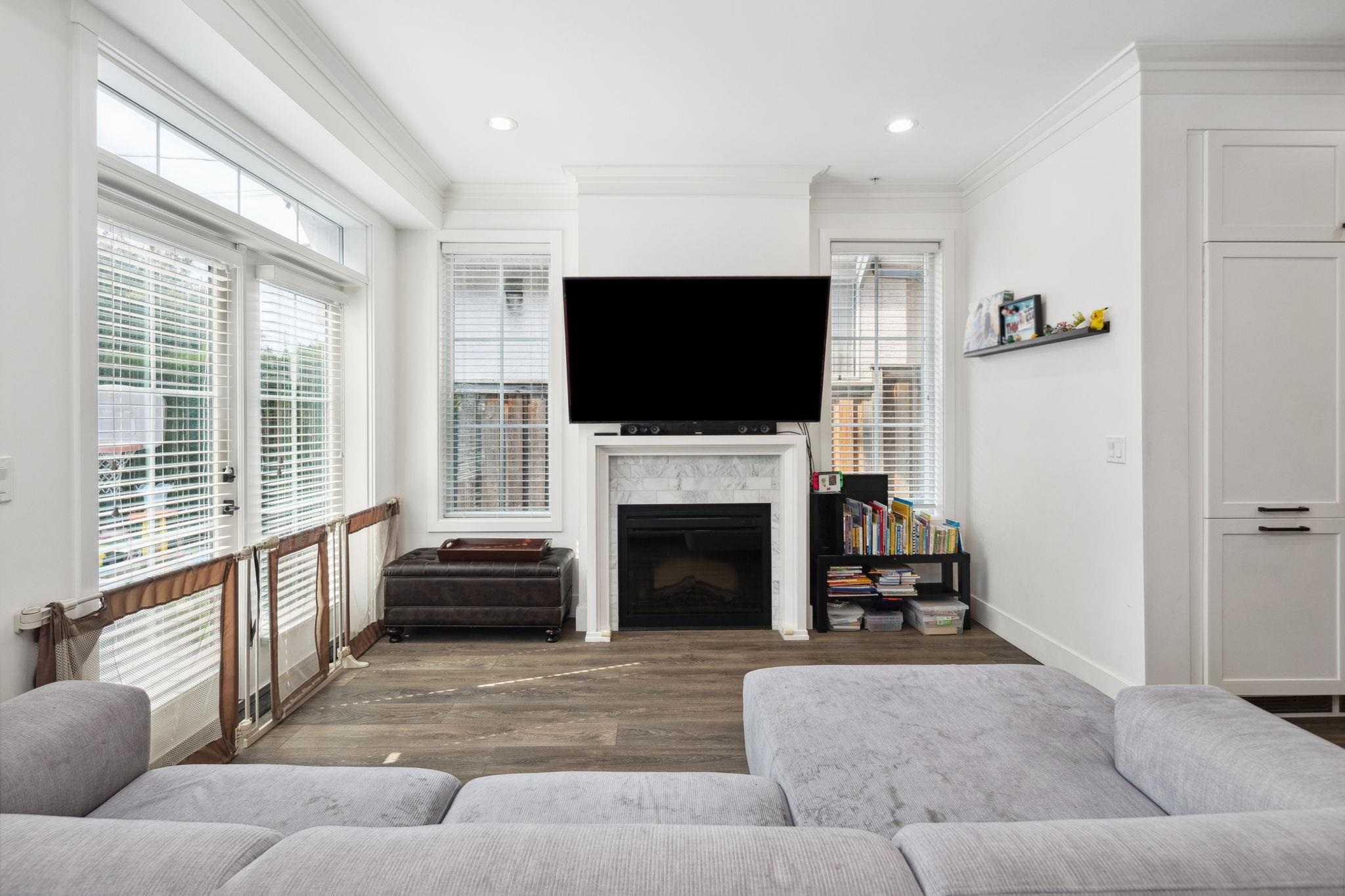 352 W 62ND AVENUE