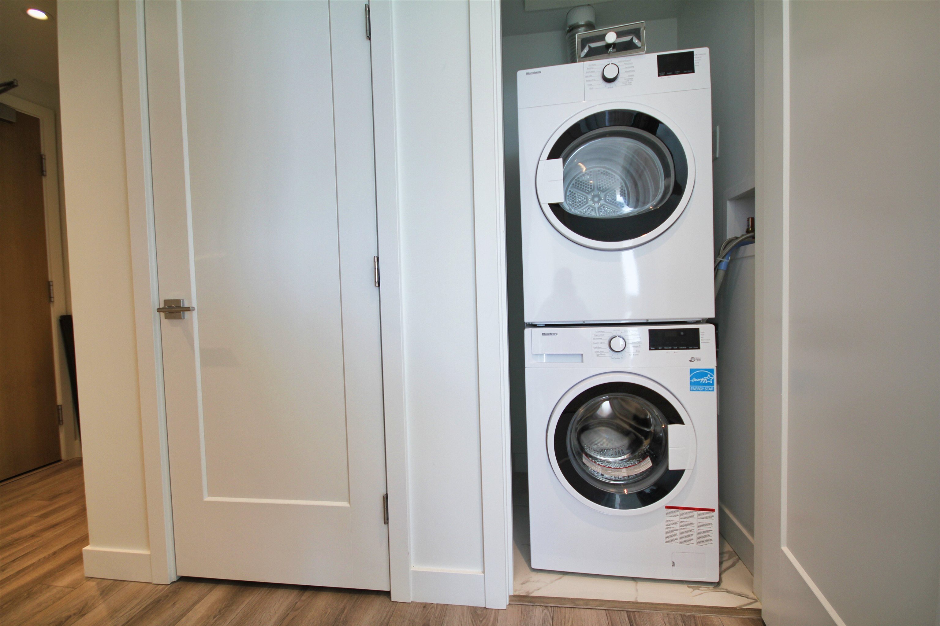 907 6699 DUNBLANE AVENUE Unit: 907