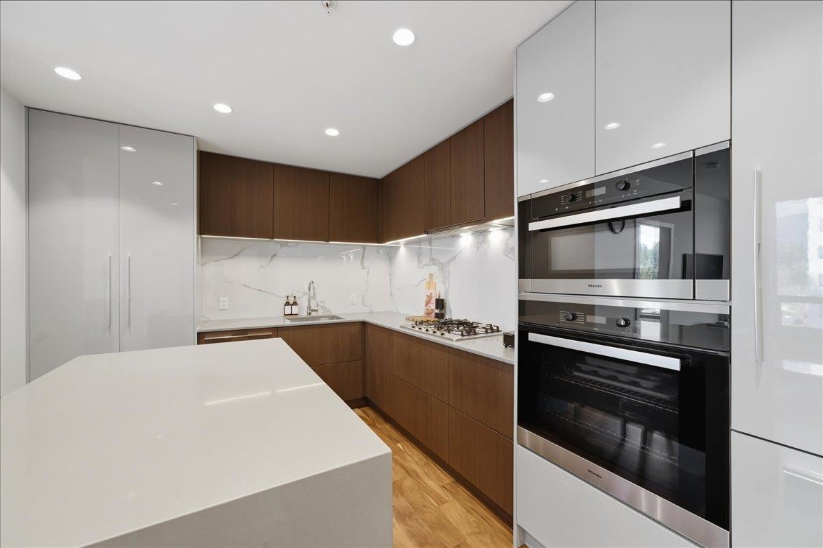 608 1675 LIONS GATE LANE Unit: 608