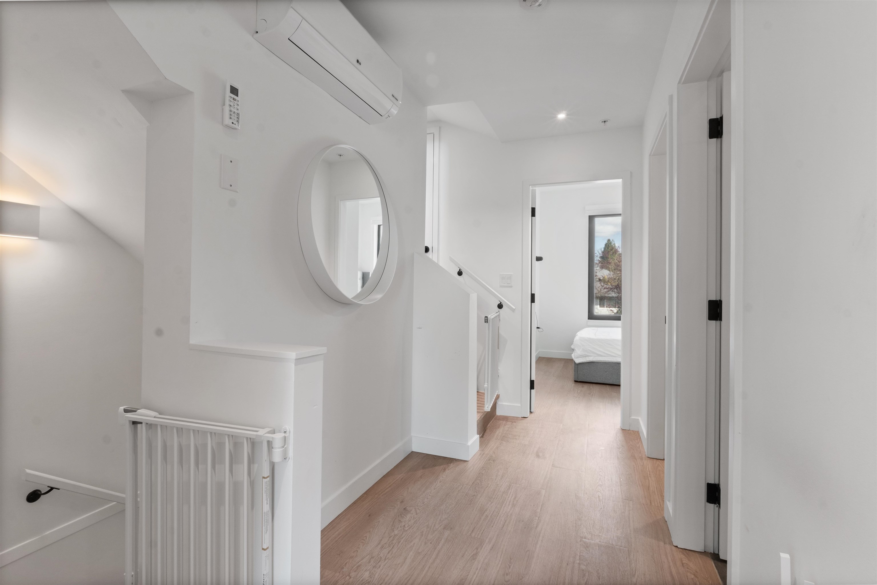 209 606 FOSTER AVENUE Unit: 209