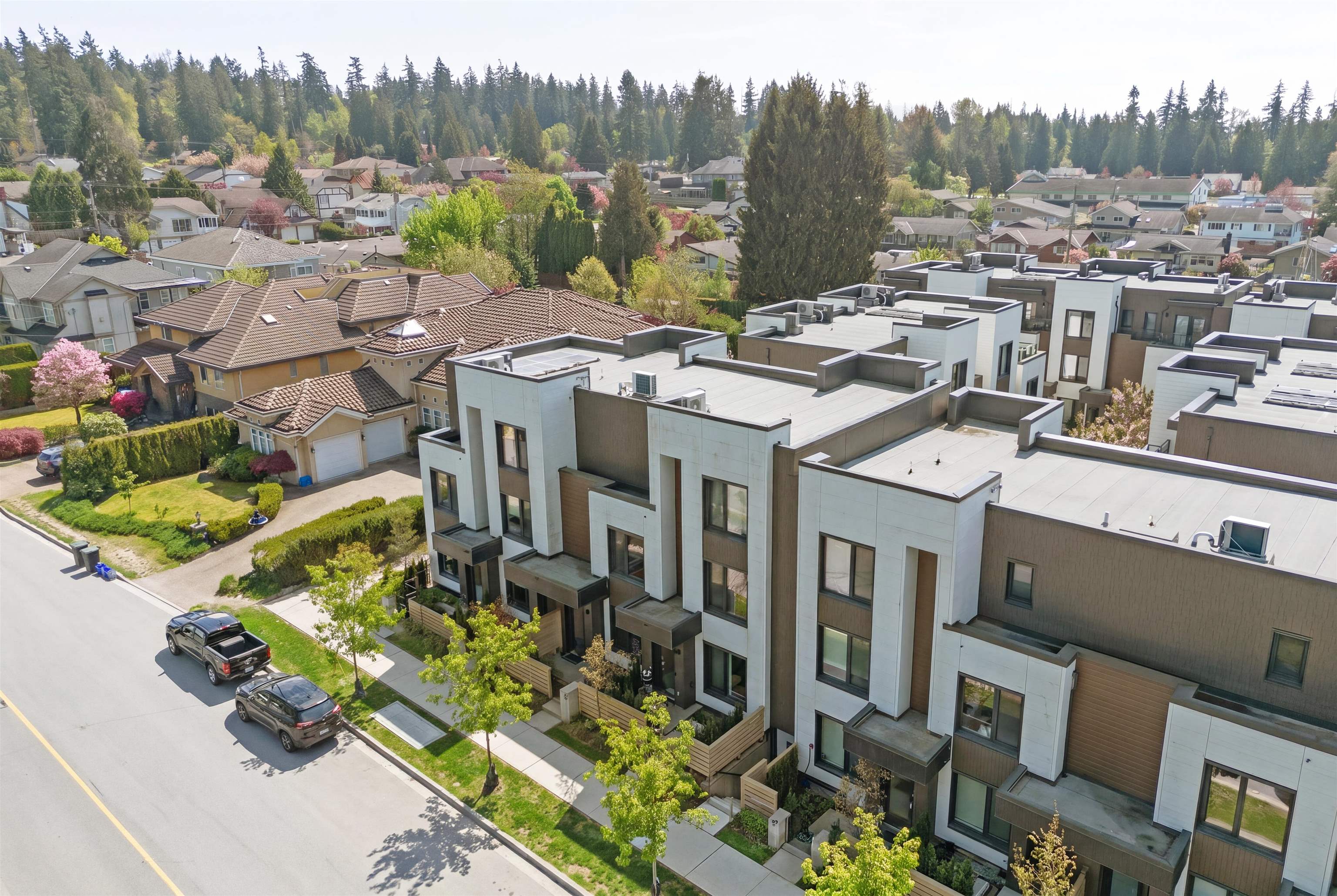 209 606 FOSTER AVENUE Unit: 209