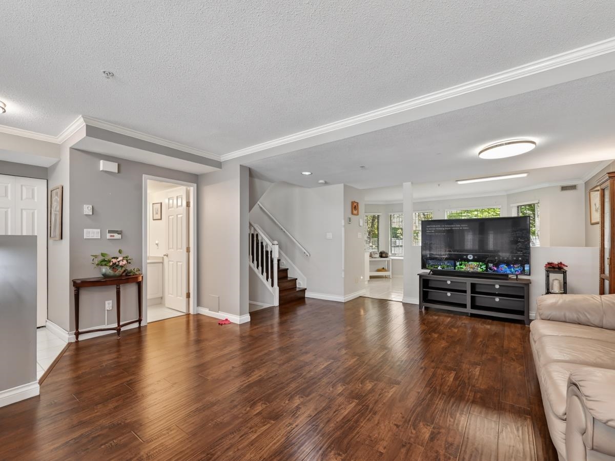 5 8711 JONES ROAD Unit: 5