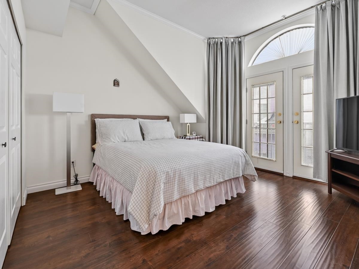 5 8711 JONES ROAD Unit: 5