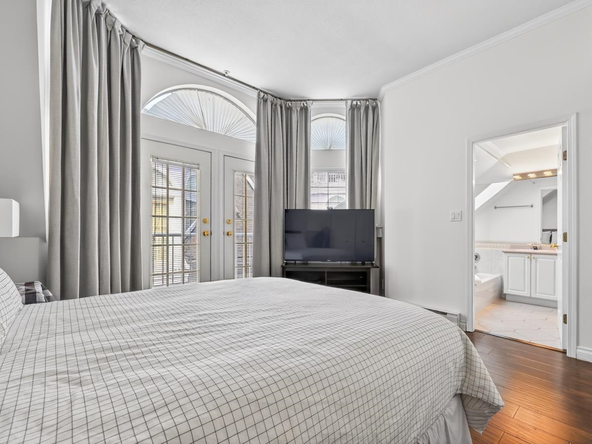5 8711 JONES ROAD Unit: 5