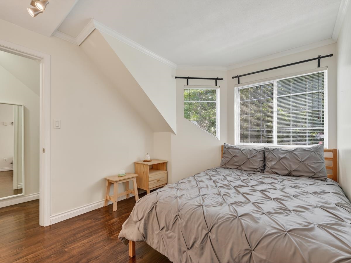 5 8711 JONES ROAD Unit: 5