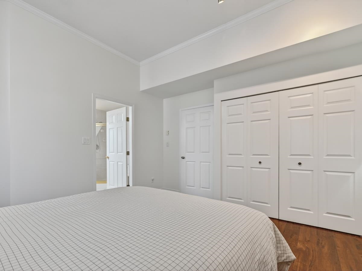 5 8711 JONES ROAD Unit: 5