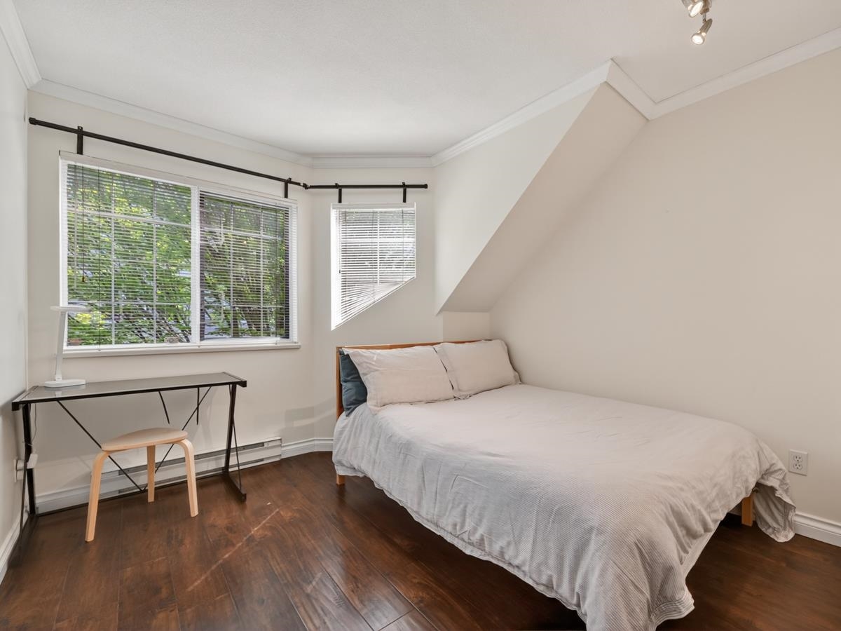 5 8711 JONES ROAD Unit: 5