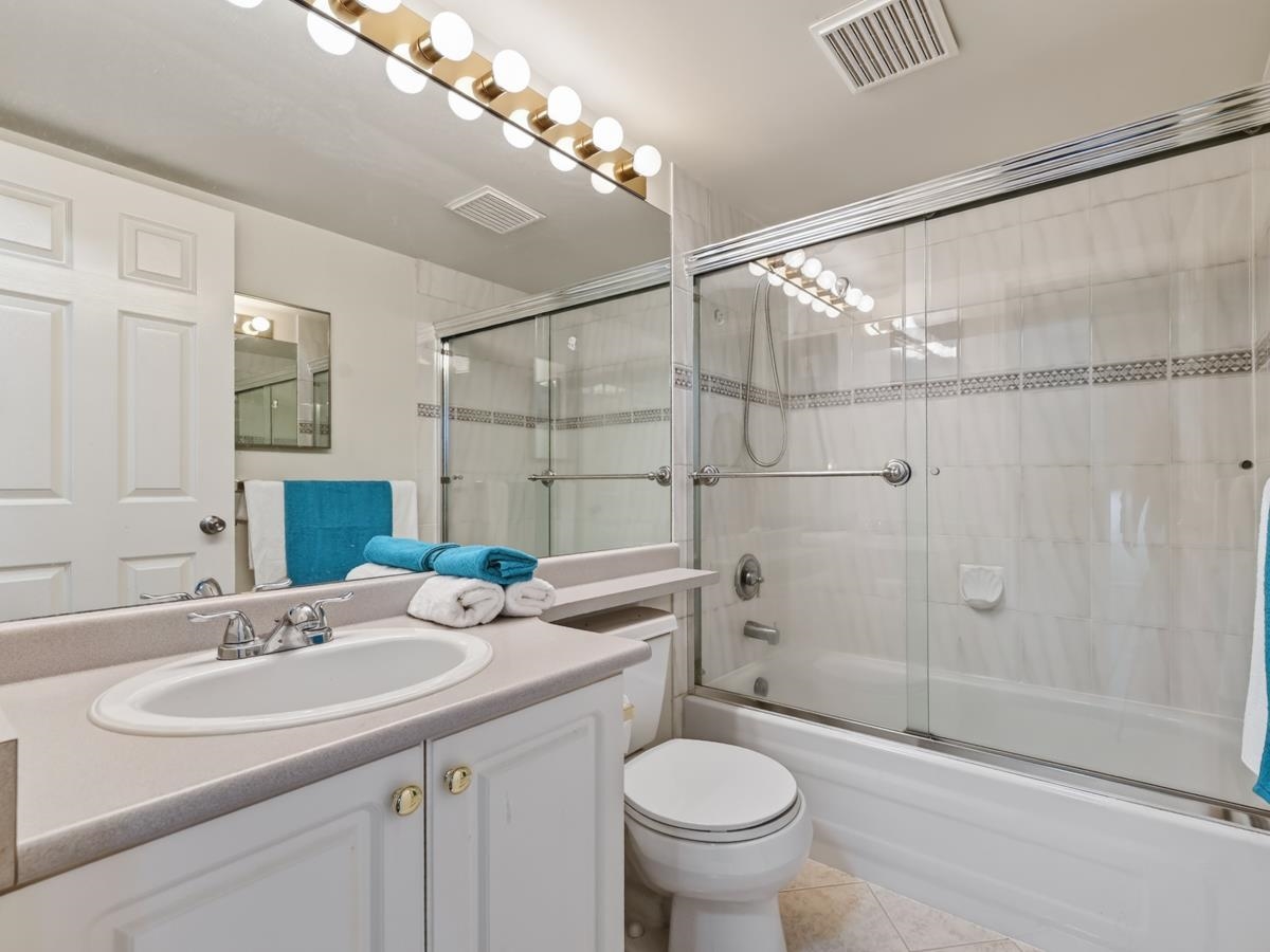 5 8711 JONES ROAD Unit: 5