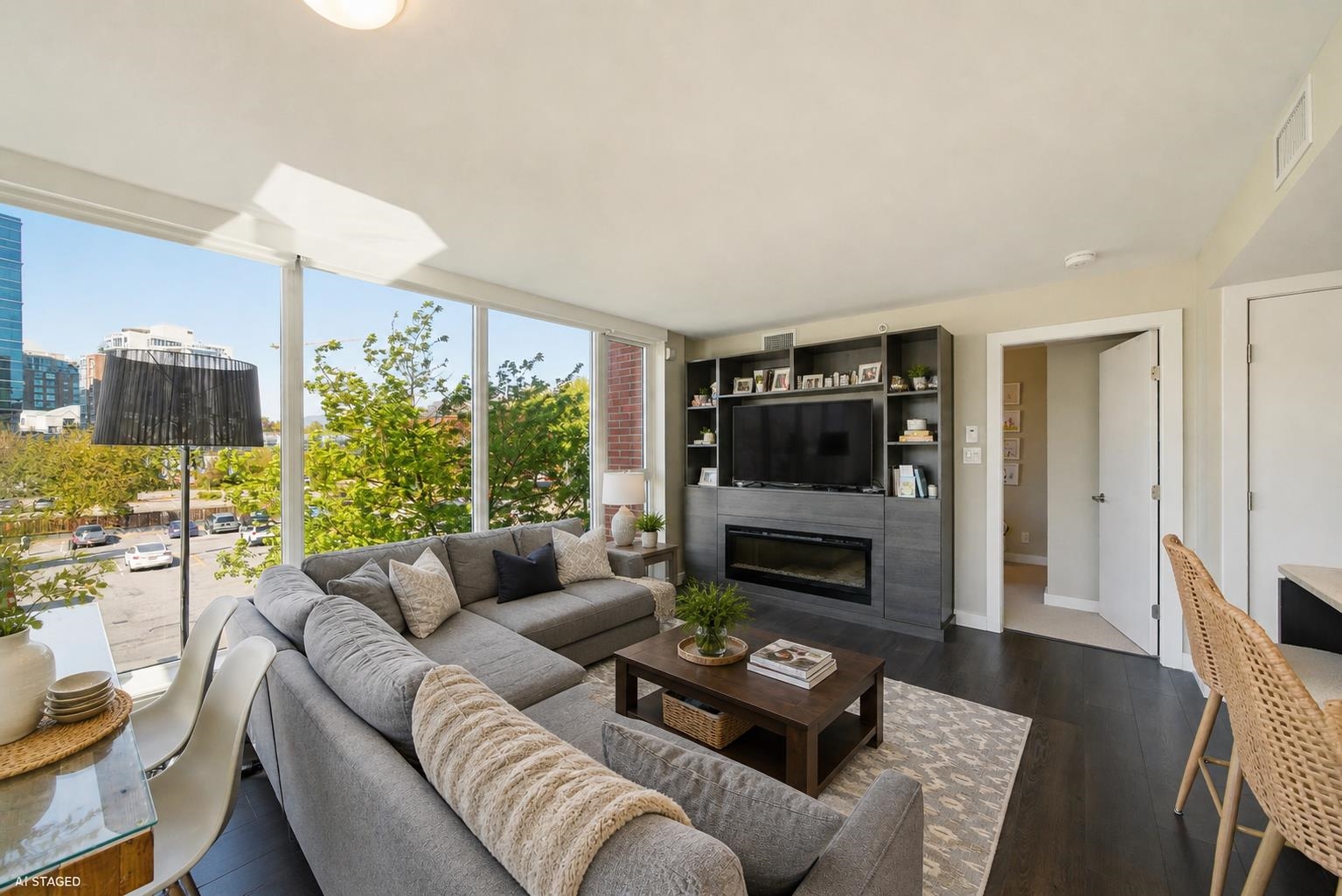 312 1618 QUEBEC STREET Unit: 312