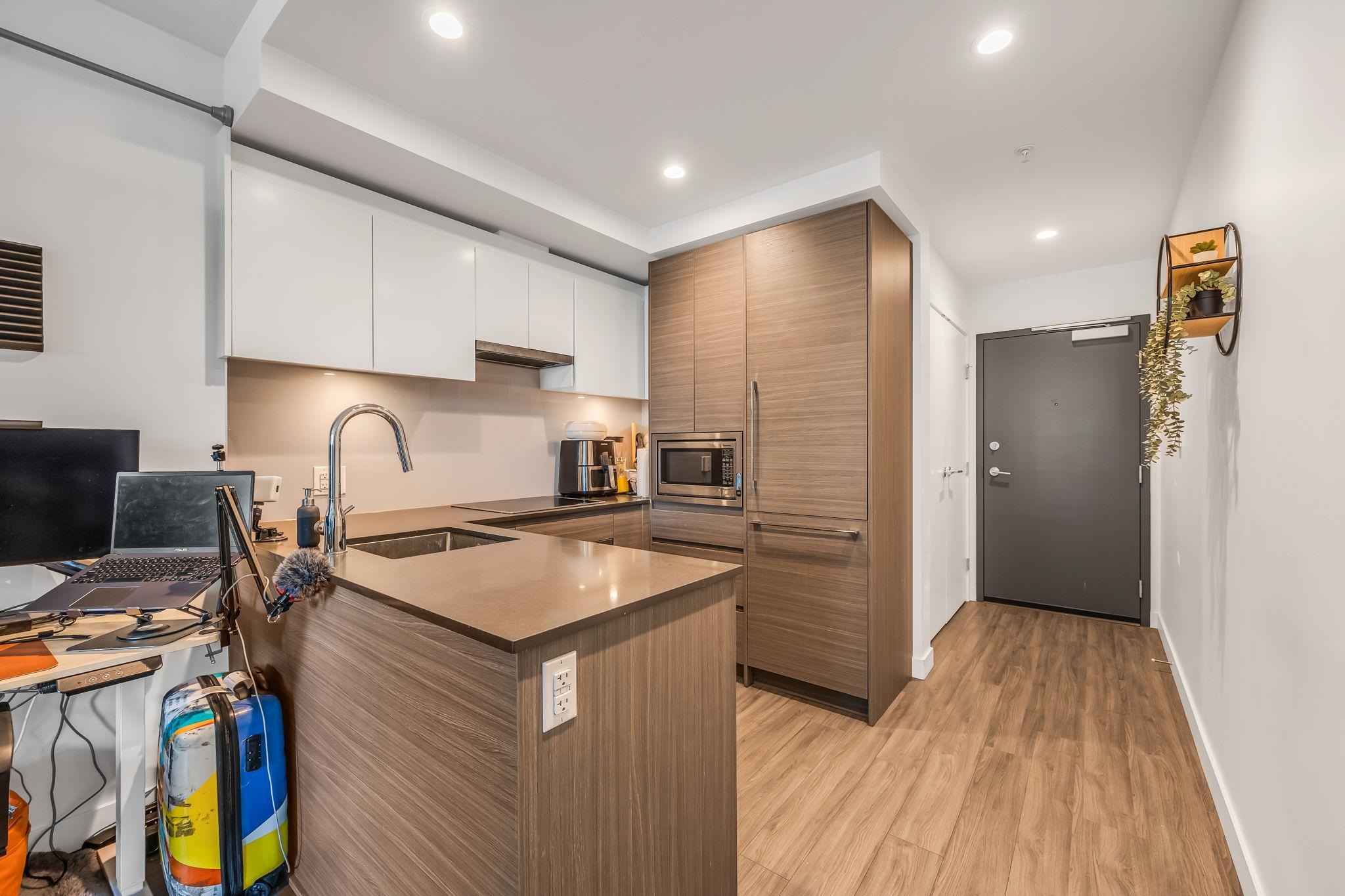 705 13615 FRASER HIGHWAY Unit: 705