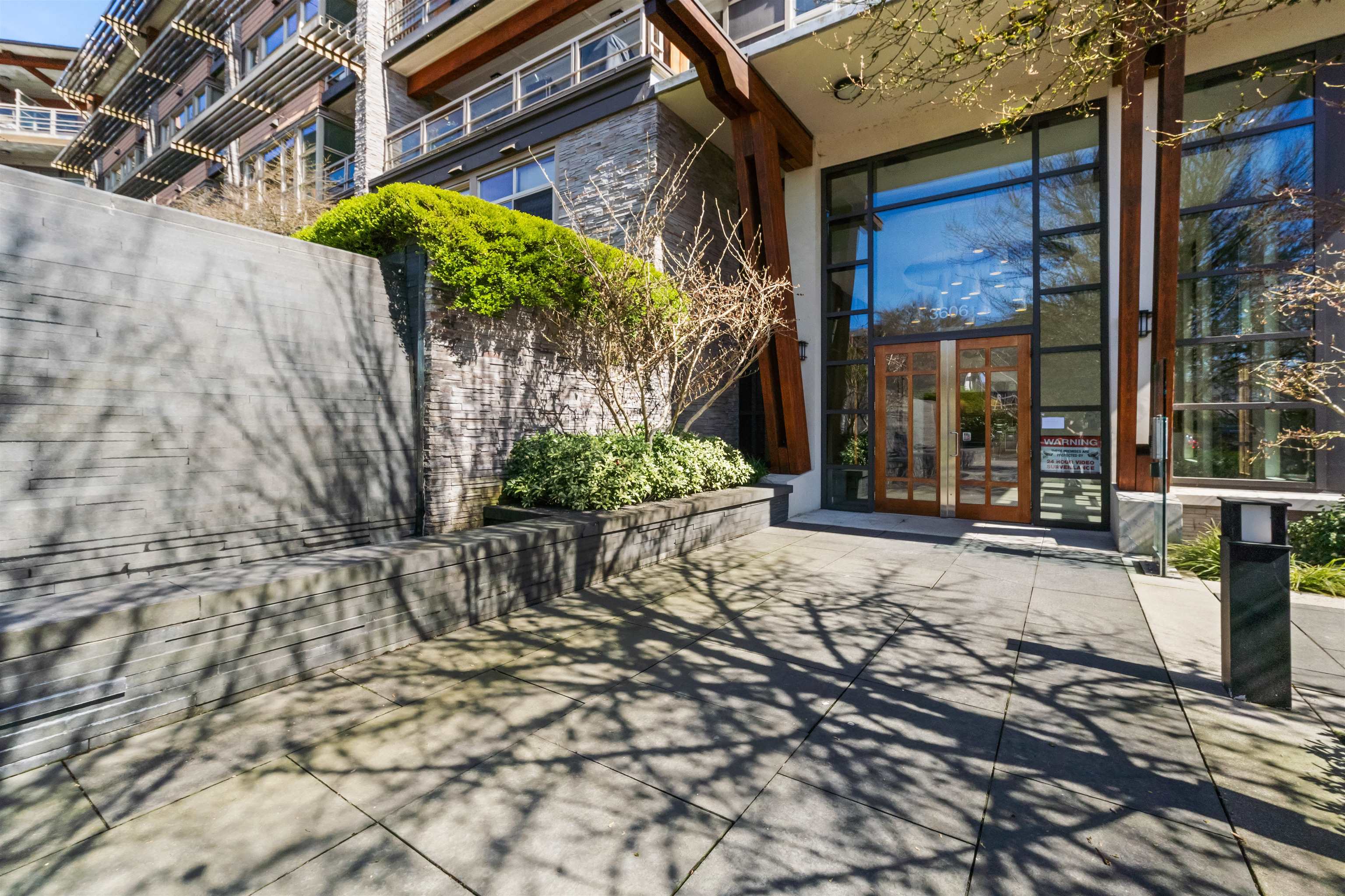 418 3606 ALDERCREST DRIVE Unit: 418