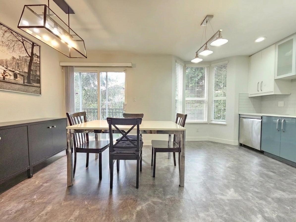 33 9559 130A STREET Unit: 33