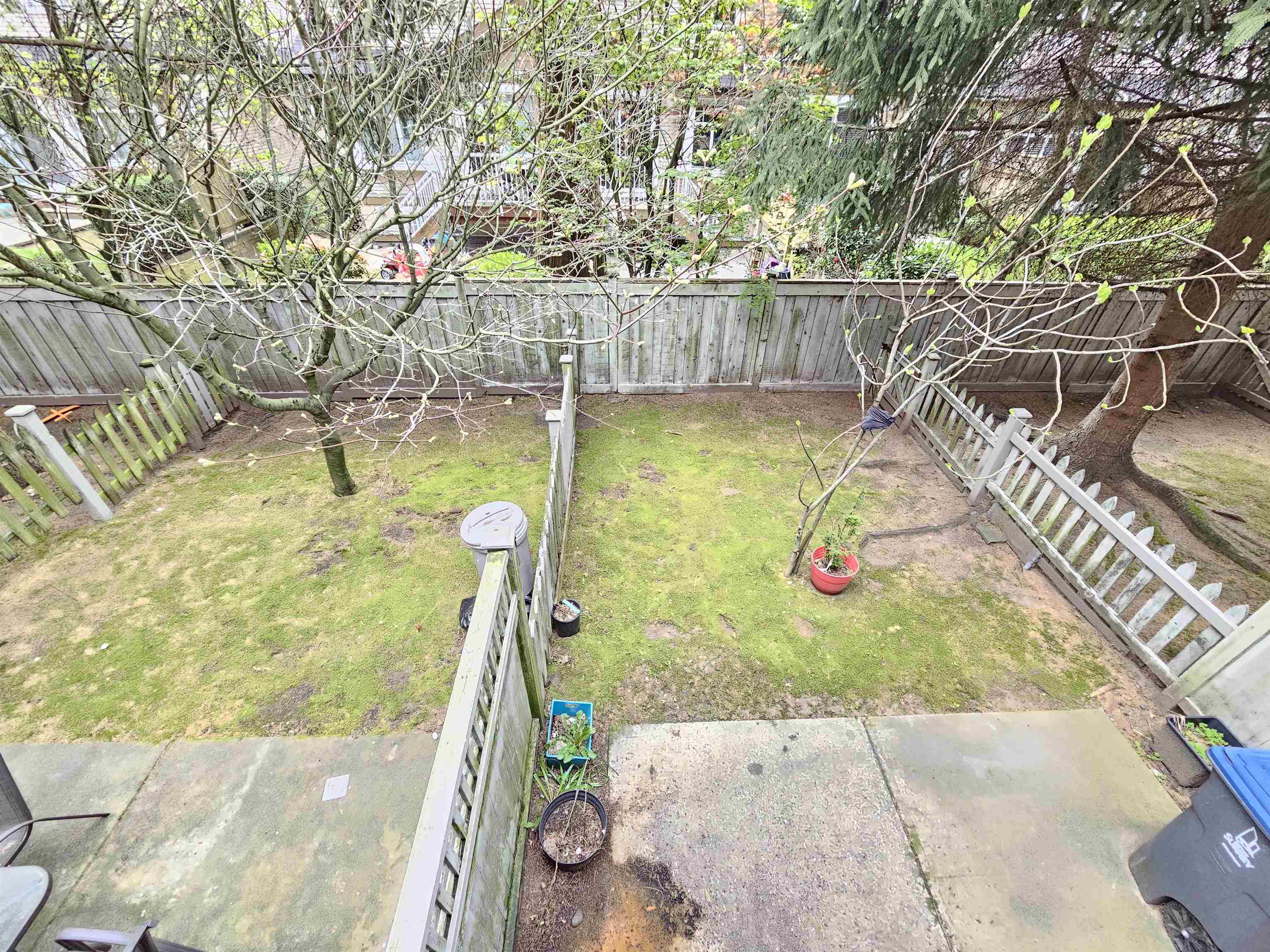 33 9559 130A STREET Unit: 33