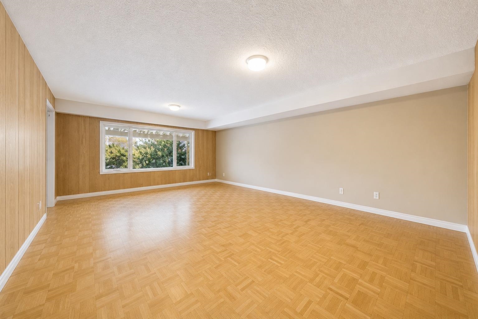 870 GREENWOOD ROAD