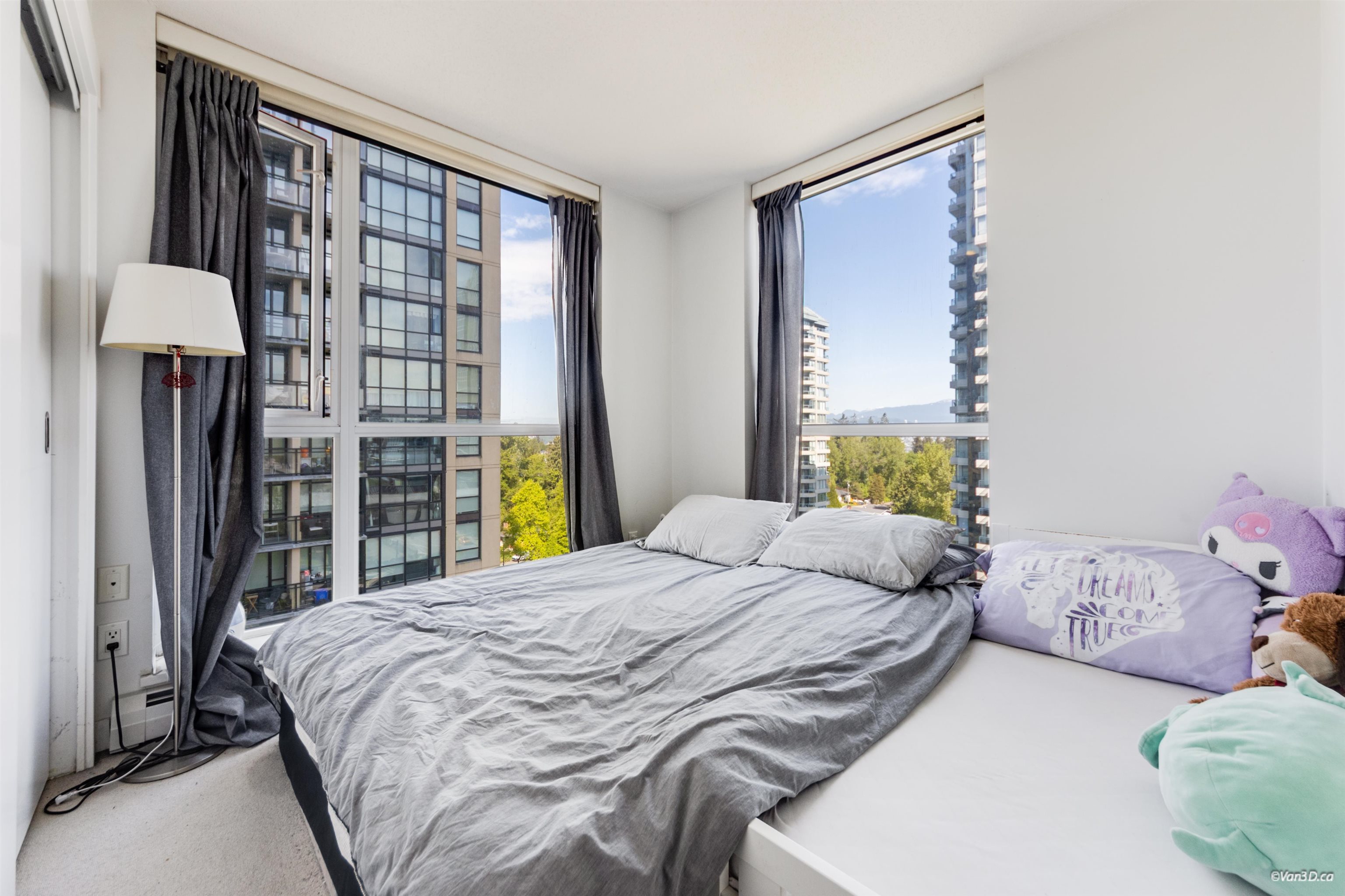 909 10777 UNIVERSITY DRIVE Unit: 909