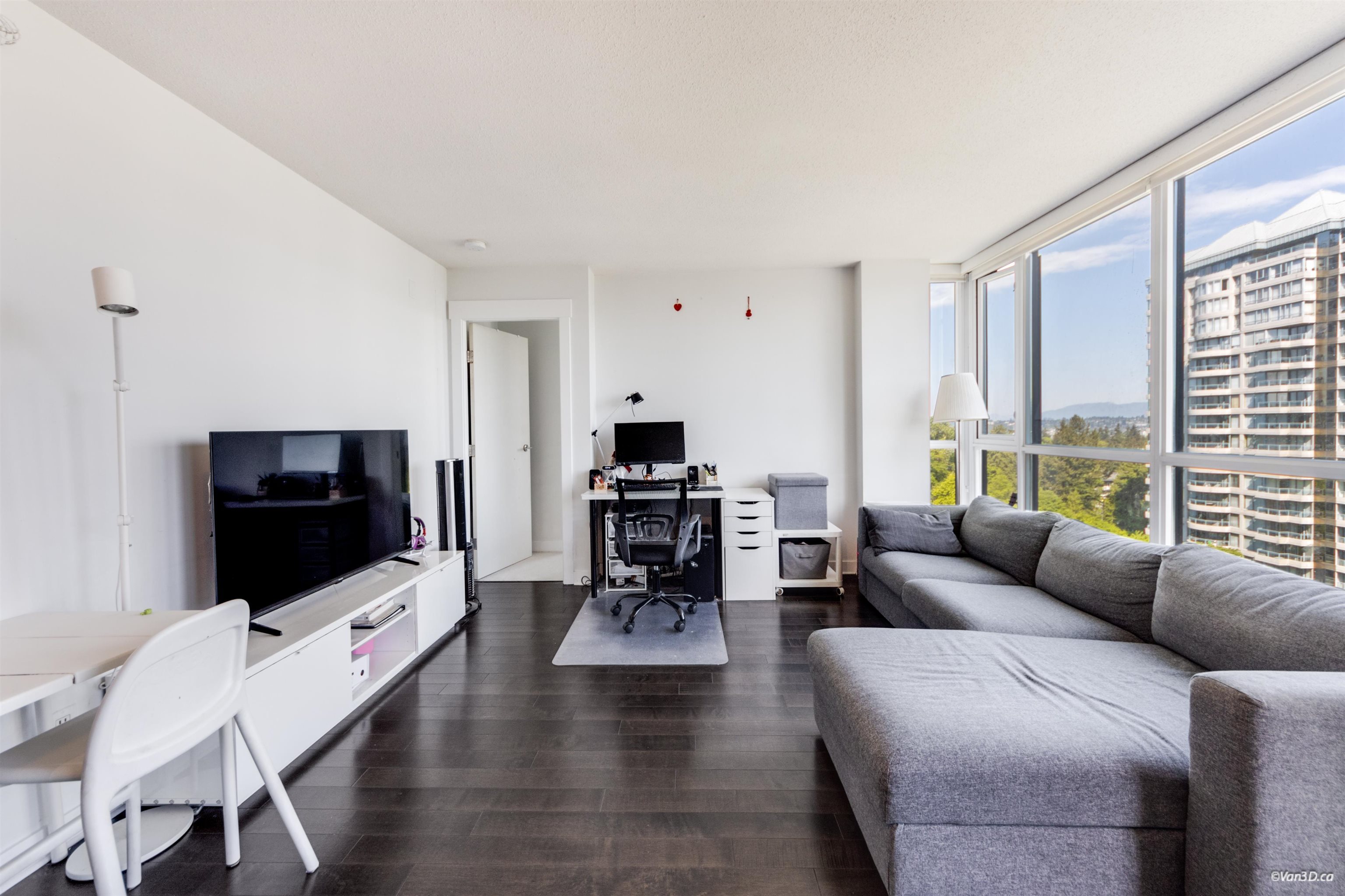 909 10777 UNIVERSITY DRIVE Unit: 909