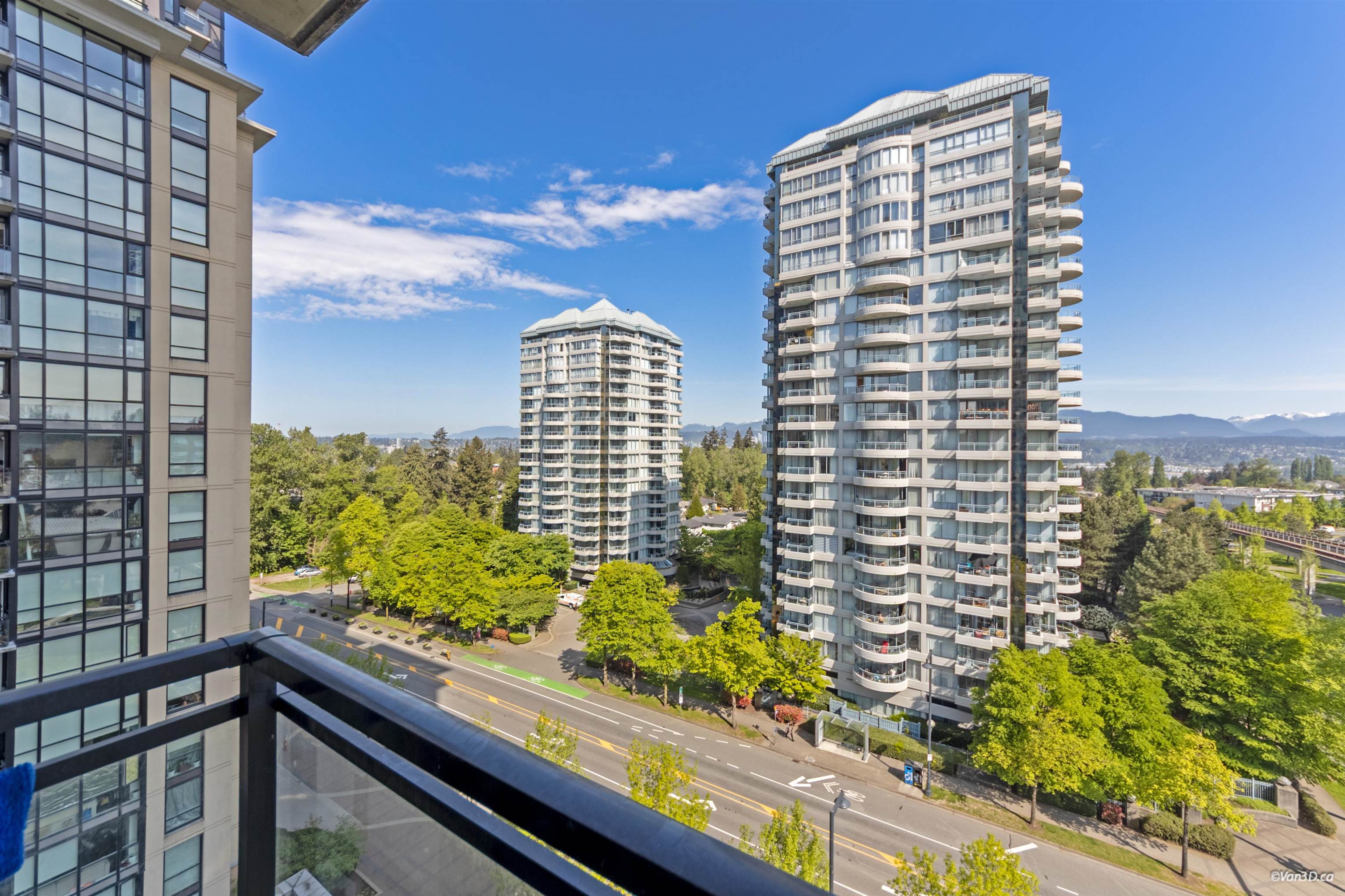 909 10777 UNIVERSITY DRIVE Unit: 909