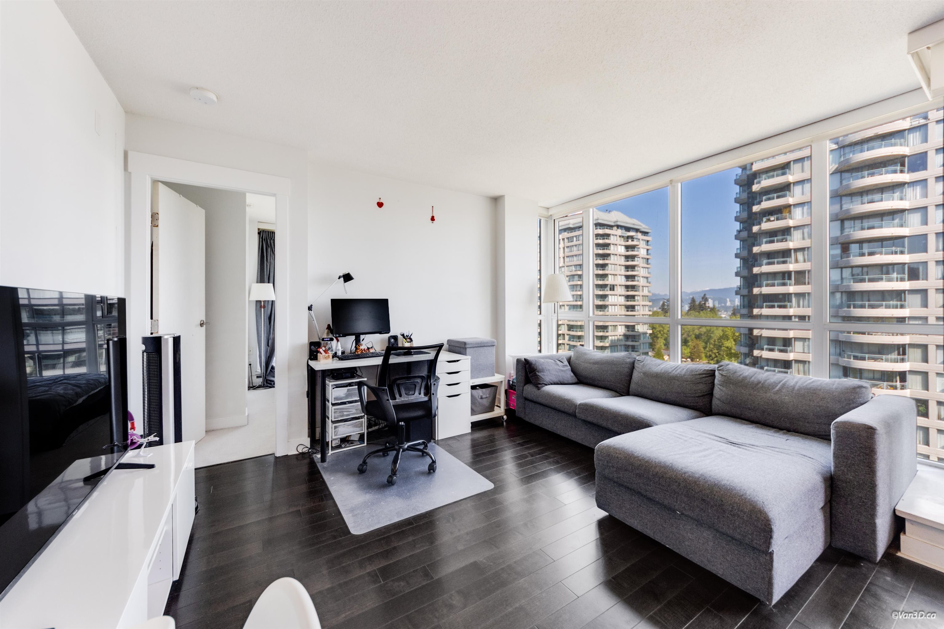 909 10777 UNIVERSITY DRIVE Unit: 909
