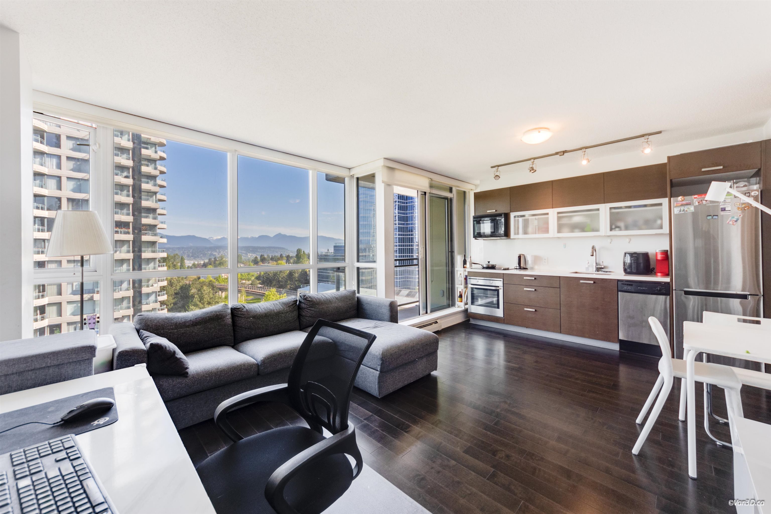 909 10777 UNIVERSITY DRIVE Unit: 909