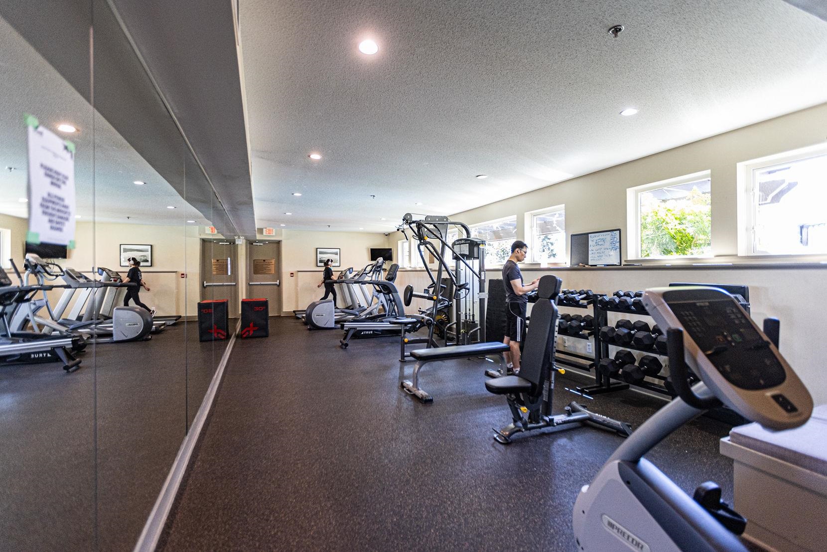 2 10735 84TH AVENUE Unit: 2