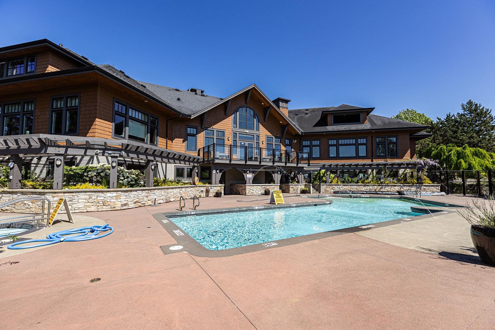 2 10735 84TH AVENUE Unit: 2