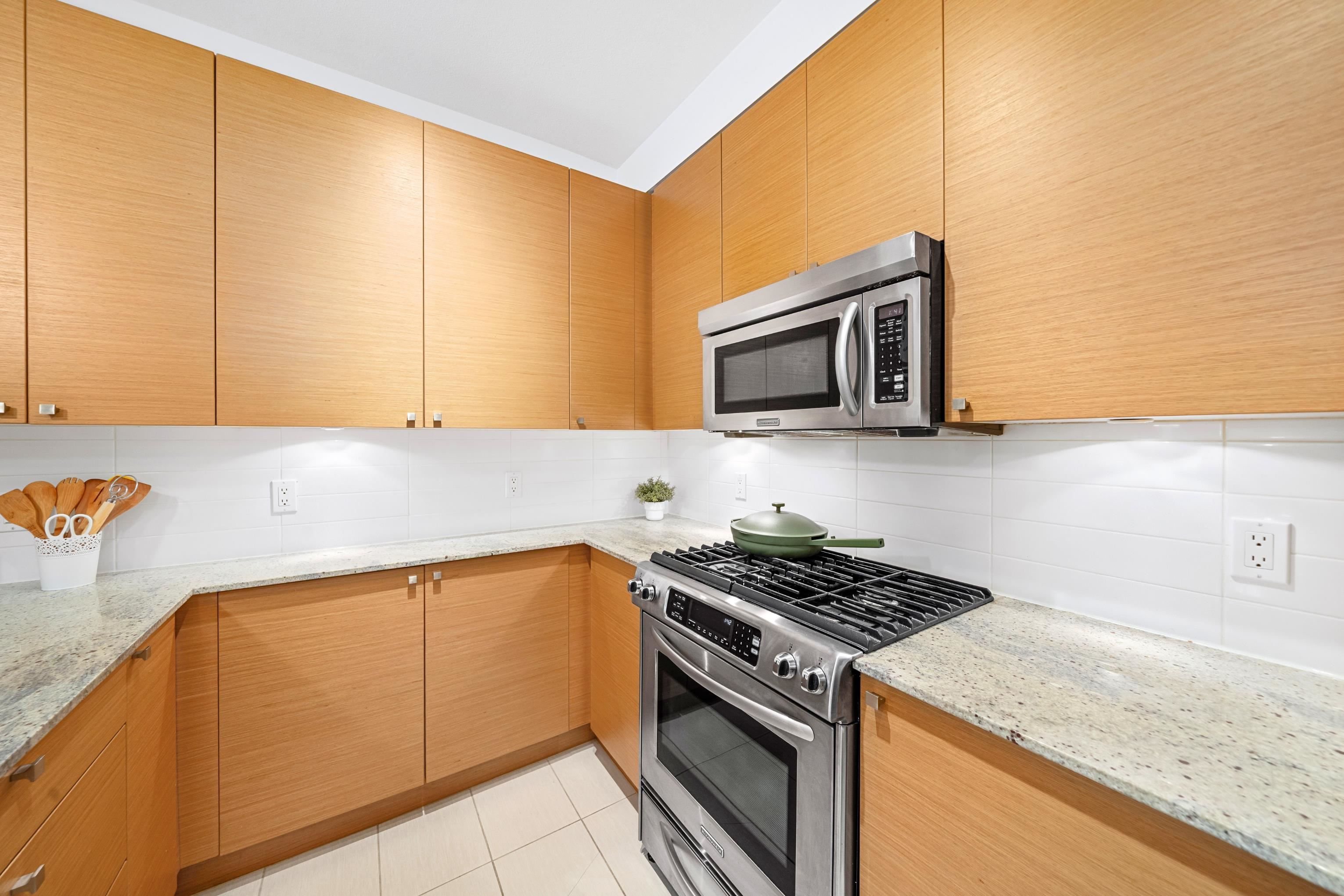 101 201 MORRISSEY ROAD Unit: 101