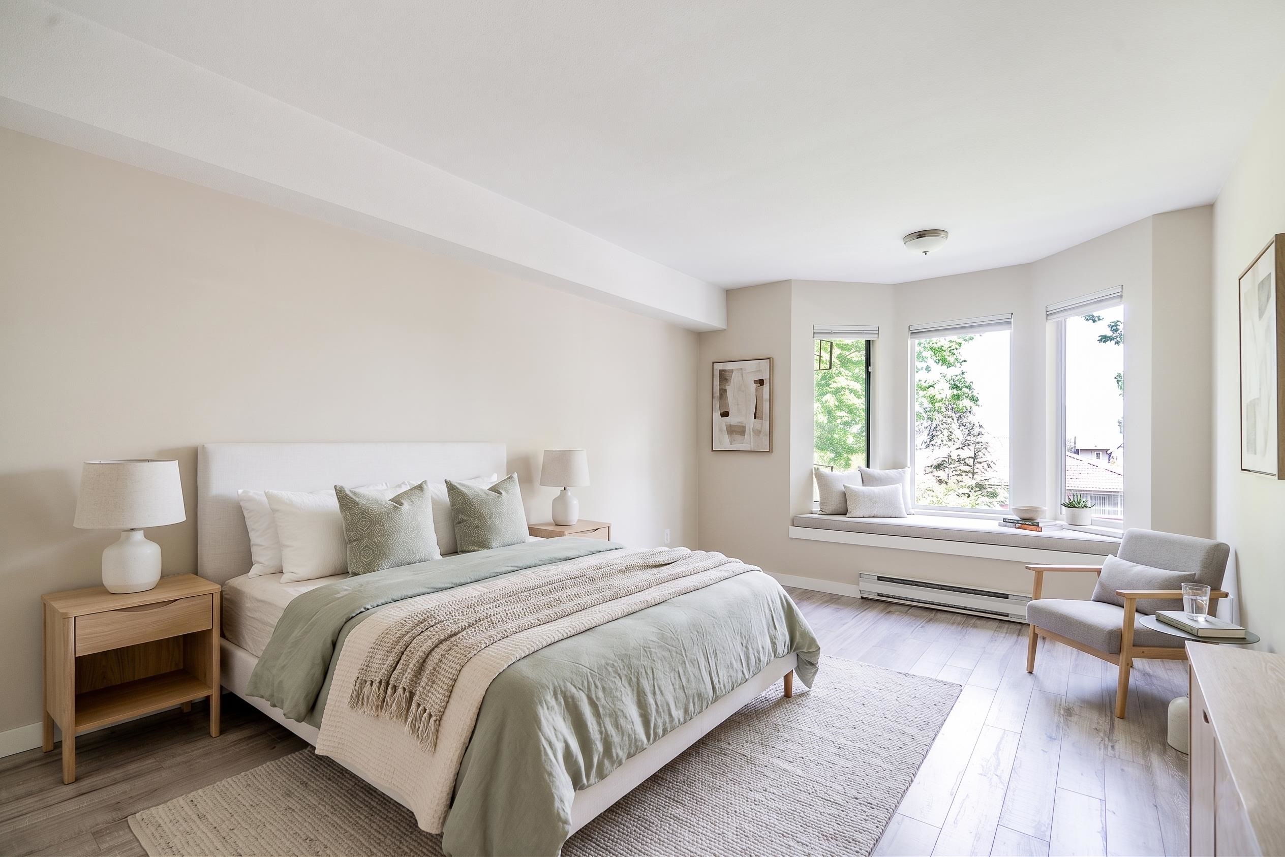 204 3183 ESMOND AVENUE Unit: 204