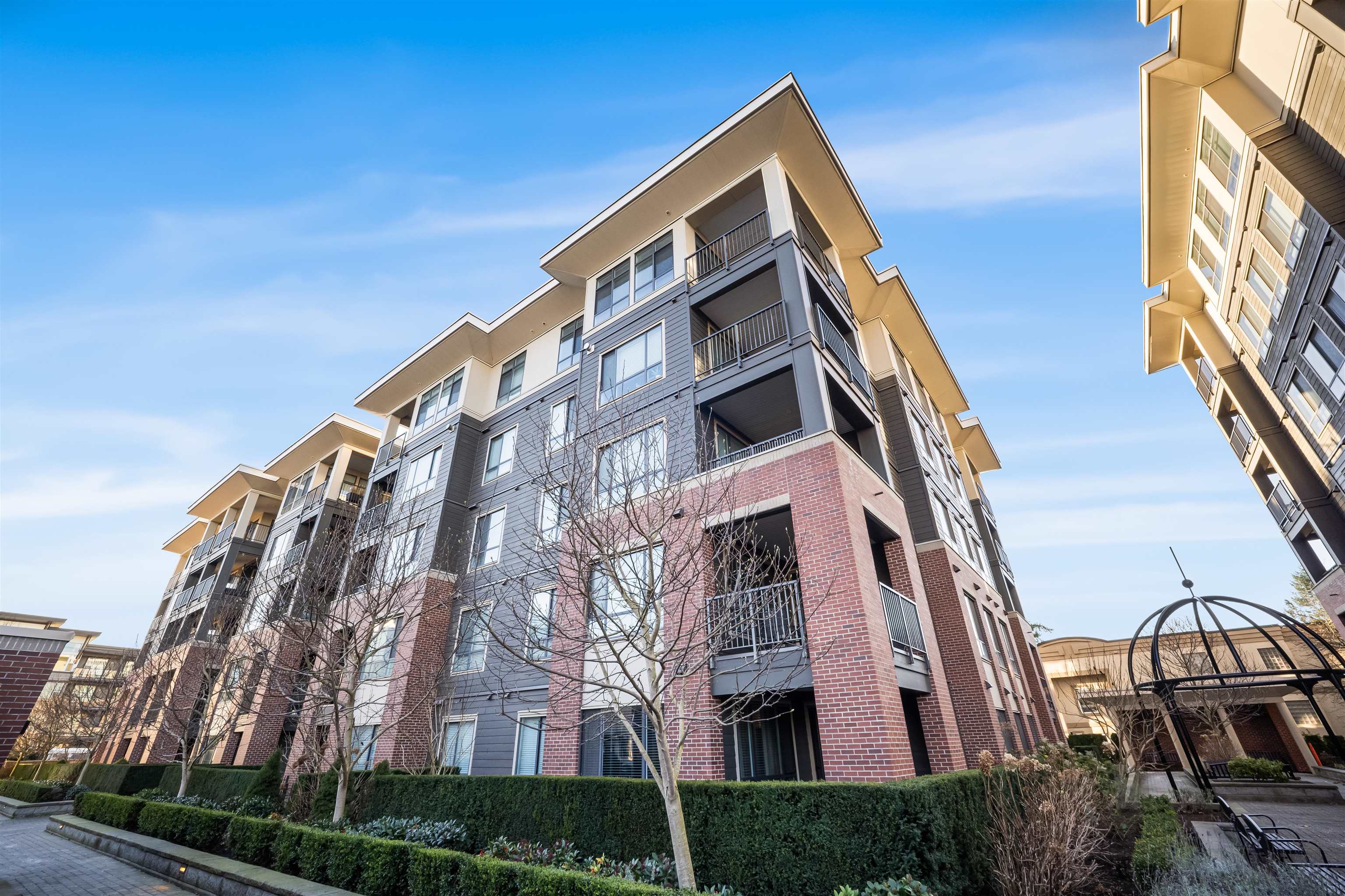 105 33540 MAYFAIR AVENUE Unit: 105