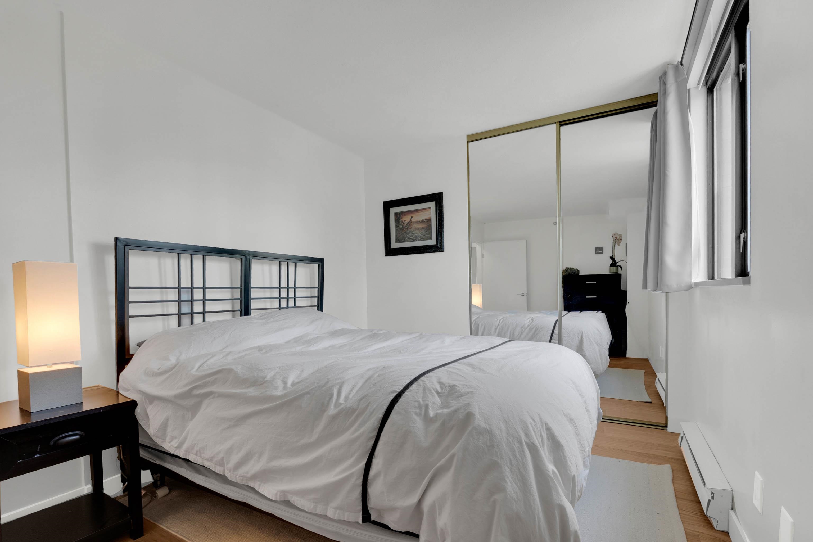 801 488 HELMCKEN STREET Unit: 801