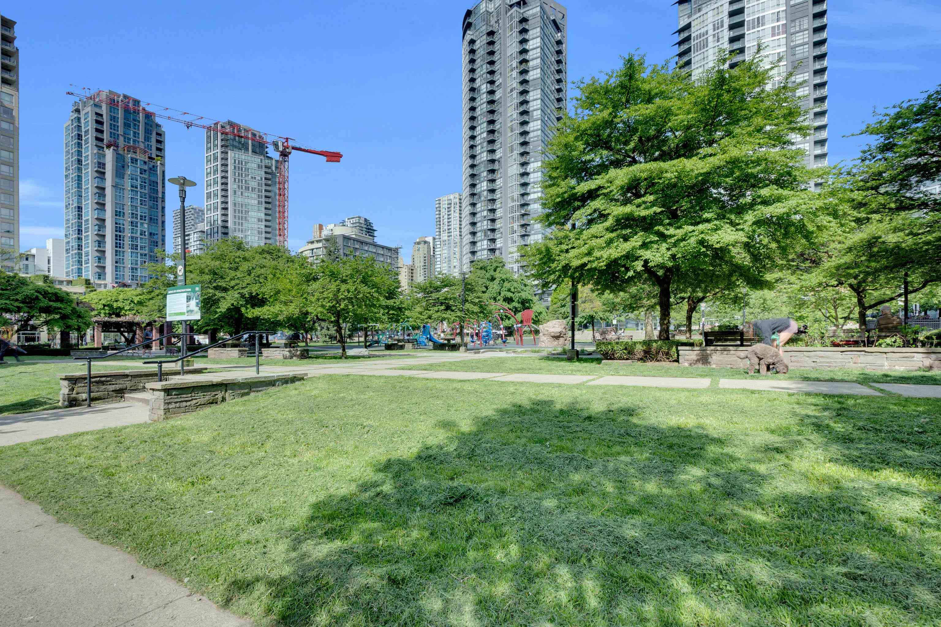 801 488 HELMCKEN STREET Unit: 801