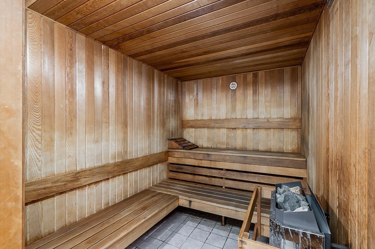 801 488 HELMCKEN STREET Unit: 801