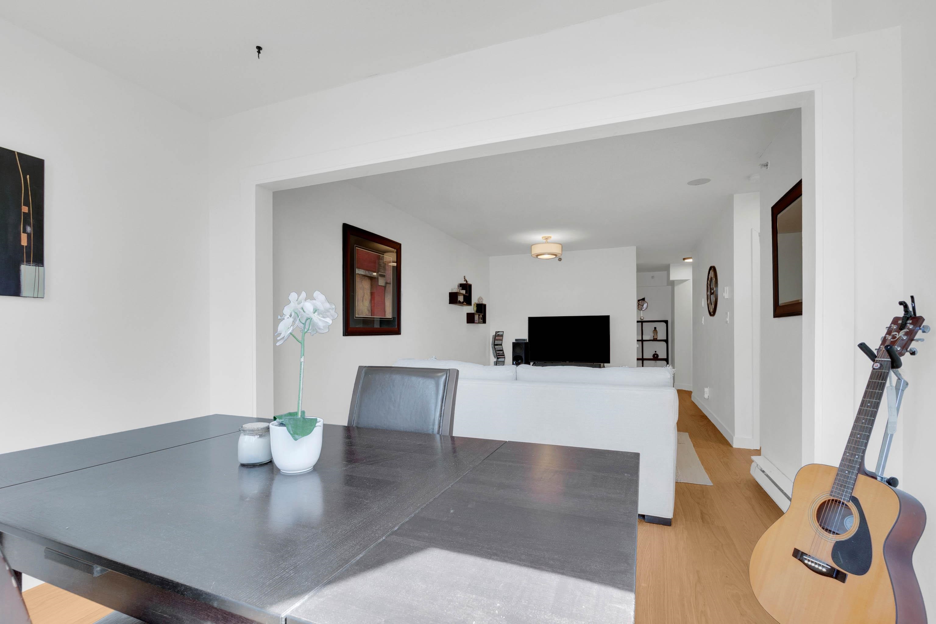 801 488 HELMCKEN STREET Unit: 801