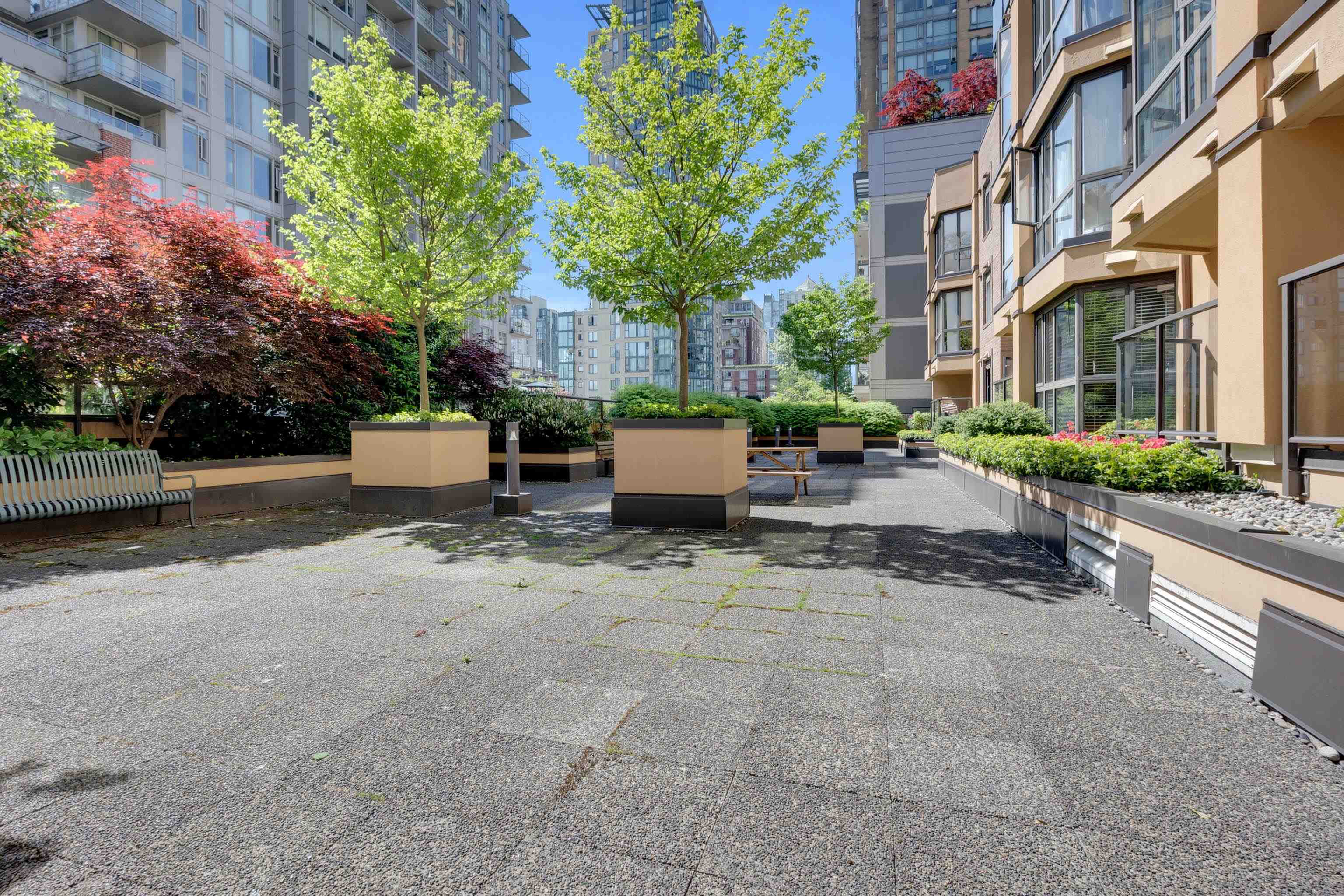 801 488 HELMCKEN STREET Unit: 801