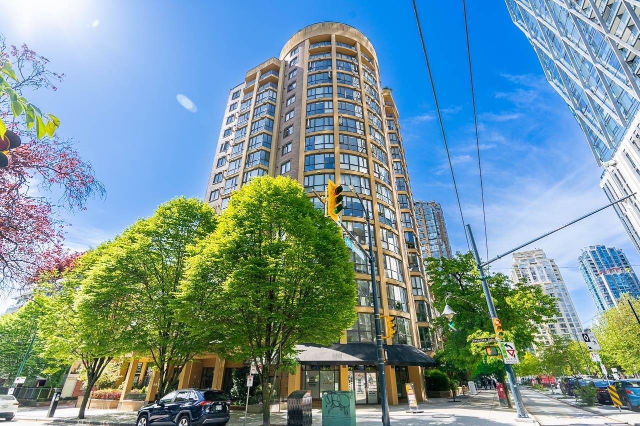 801 488 HELMCKEN STREET Unit: 801