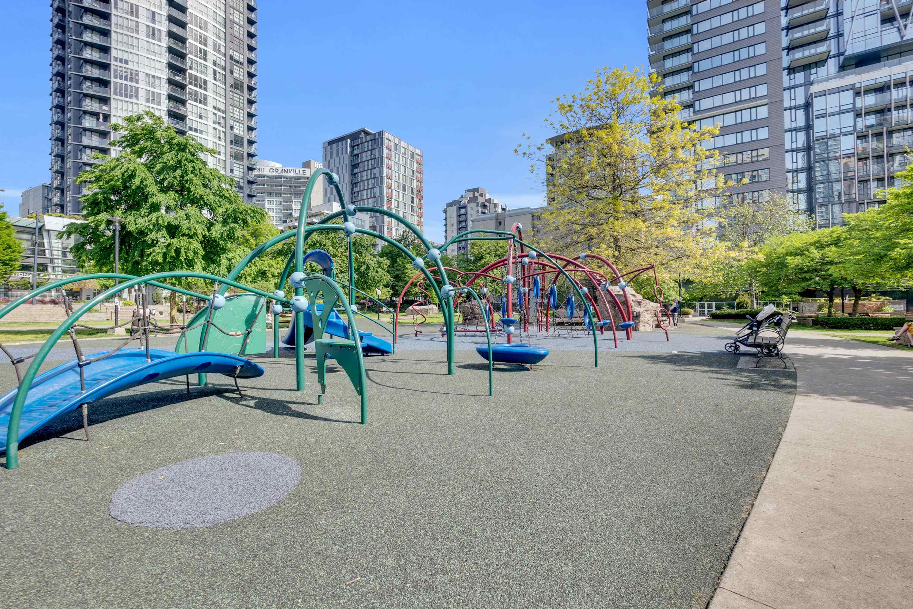 801 488 HELMCKEN STREET Unit: 801