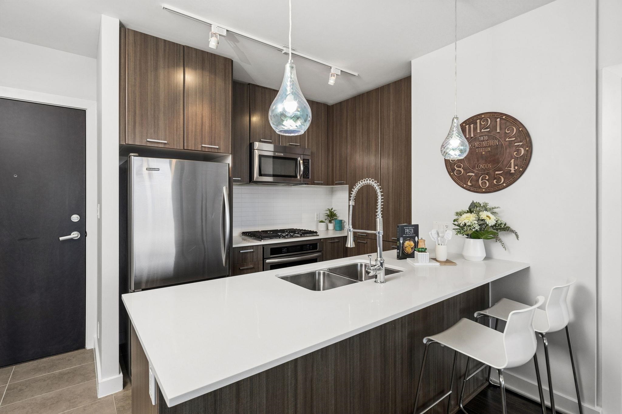 2202 301 CAPILANO ROAD Unit: 2202