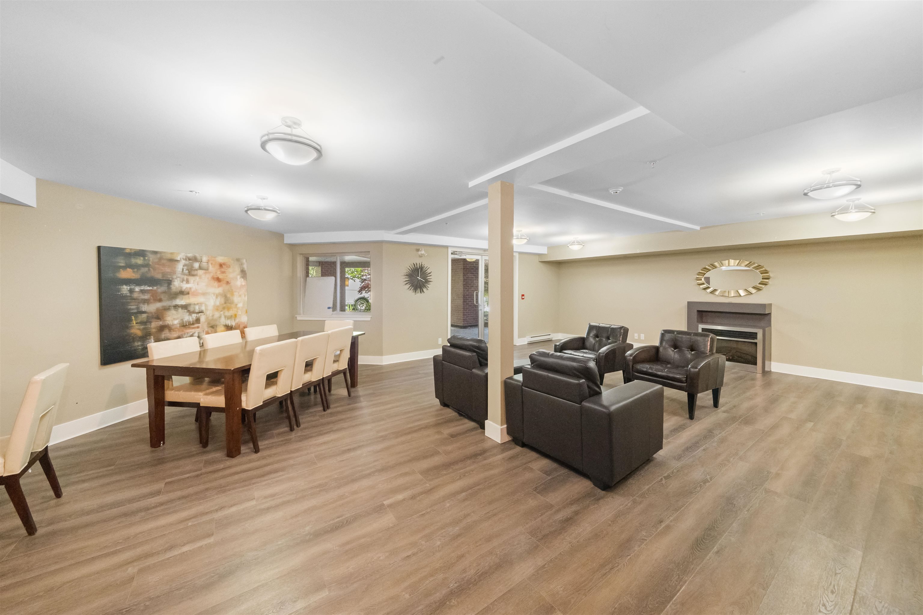 327 2233 MCKENZIE ROAD Unit: 327