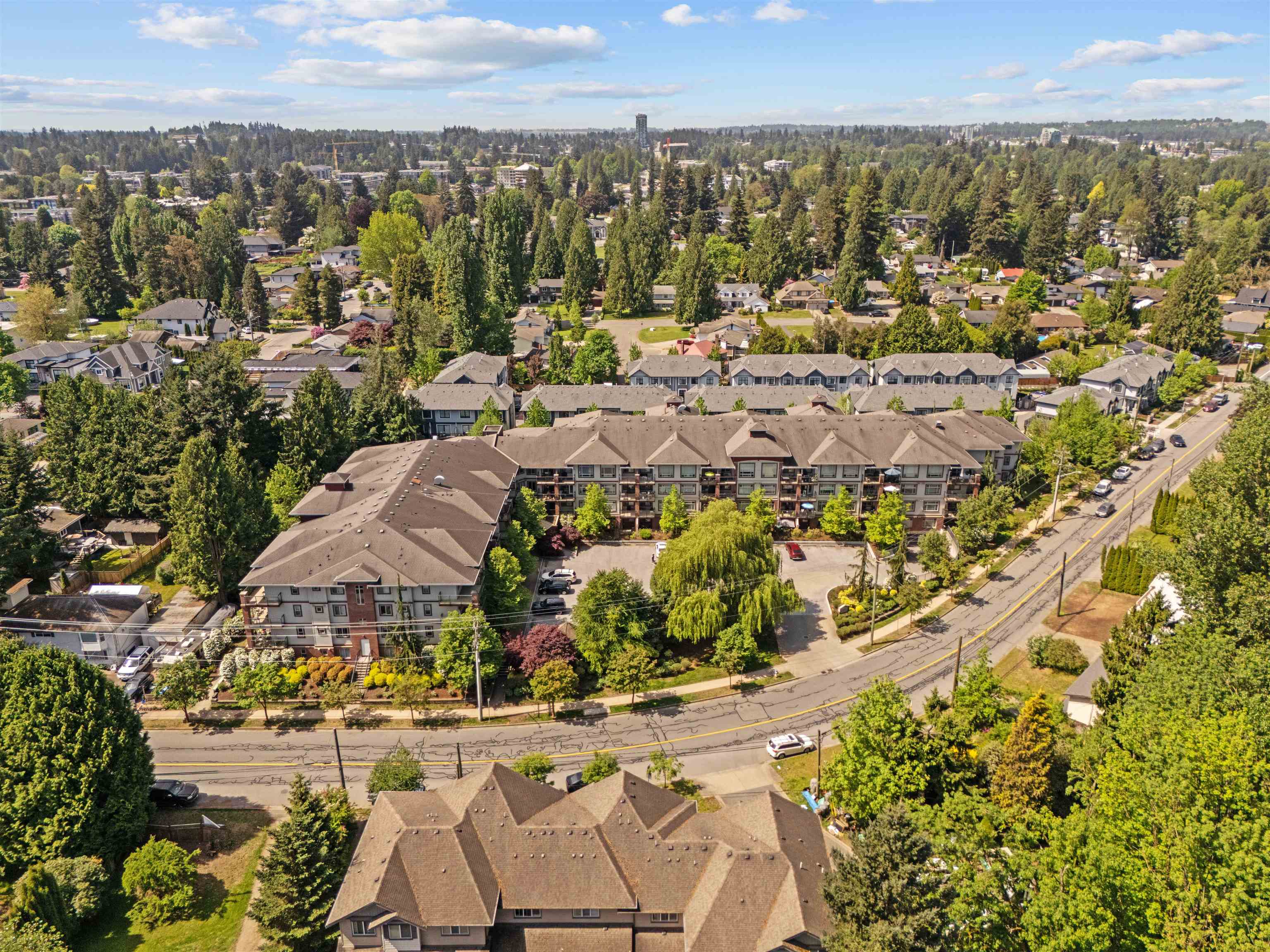 327 2233 MCKENZIE ROAD Unit: 327