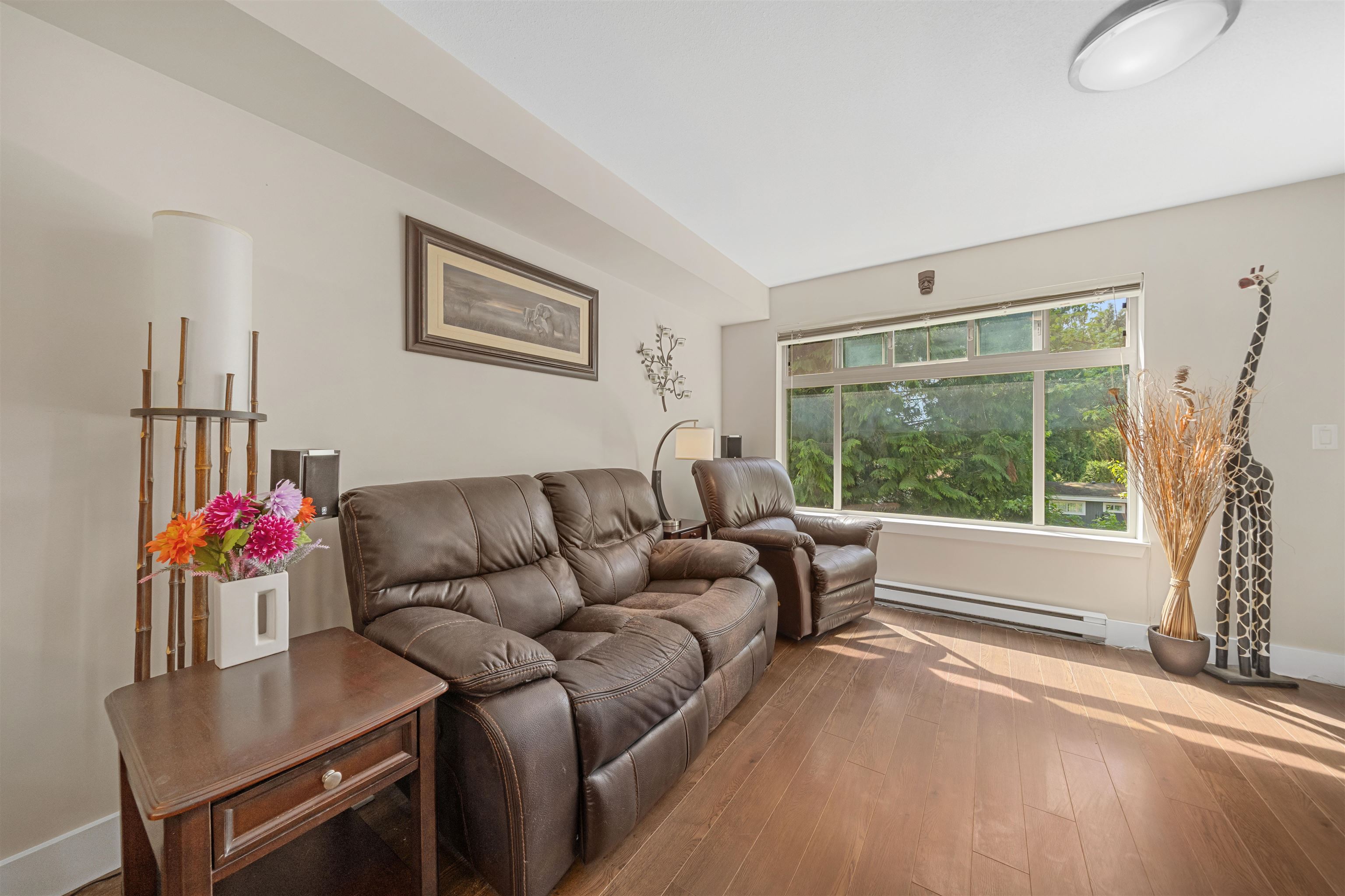 327 2233 MCKENZIE ROAD Unit: 327