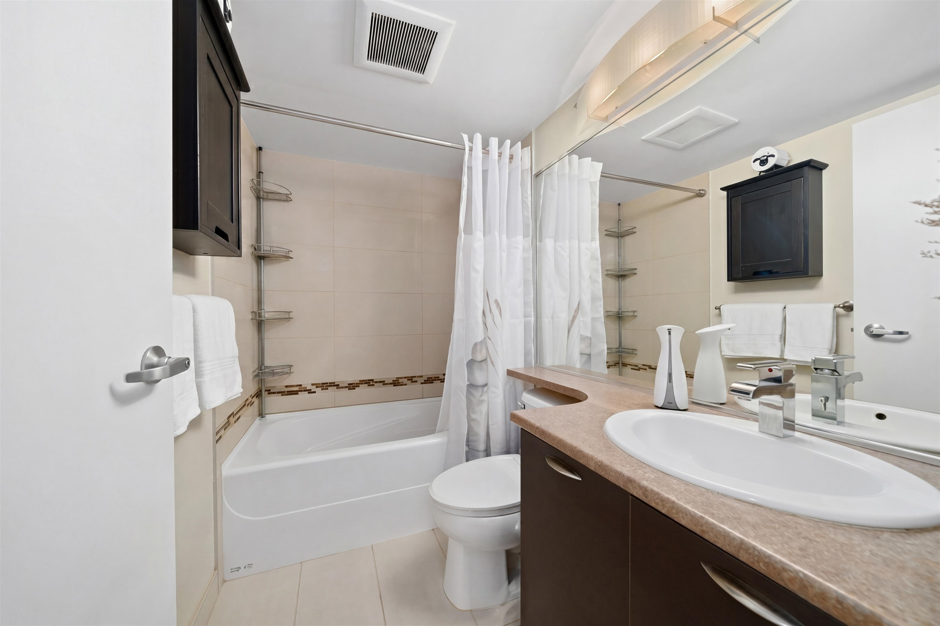 327 2233 MCKENZIE ROAD Unit: 327