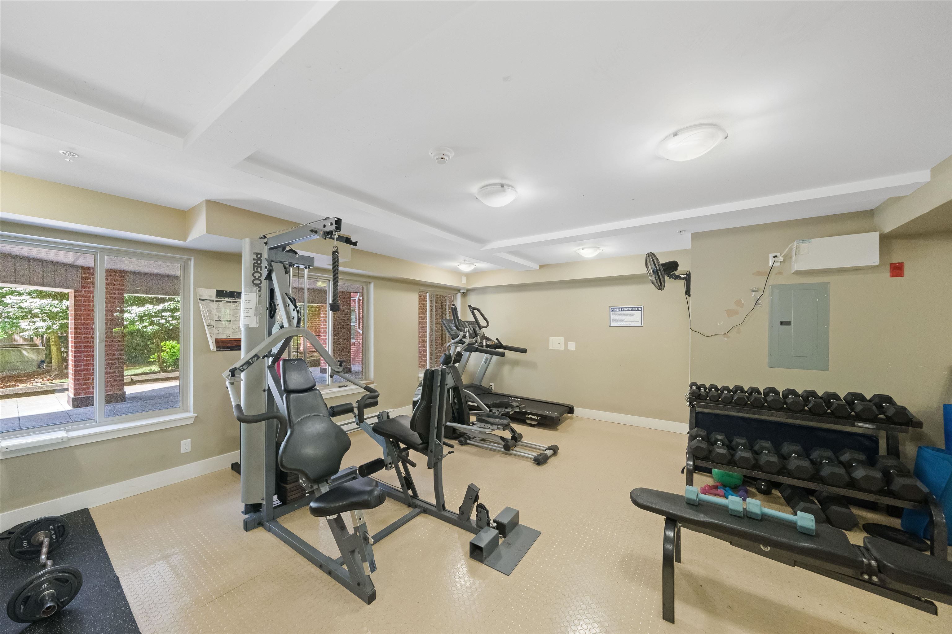 327 2233 MCKENZIE ROAD Unit: 327