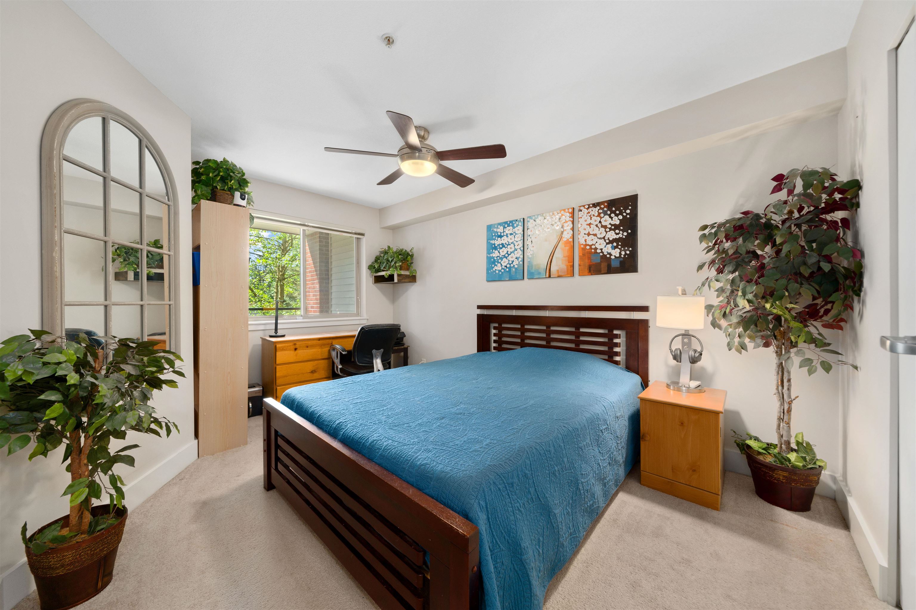 327 2233 MCKENZIE ROAD Unit: 327