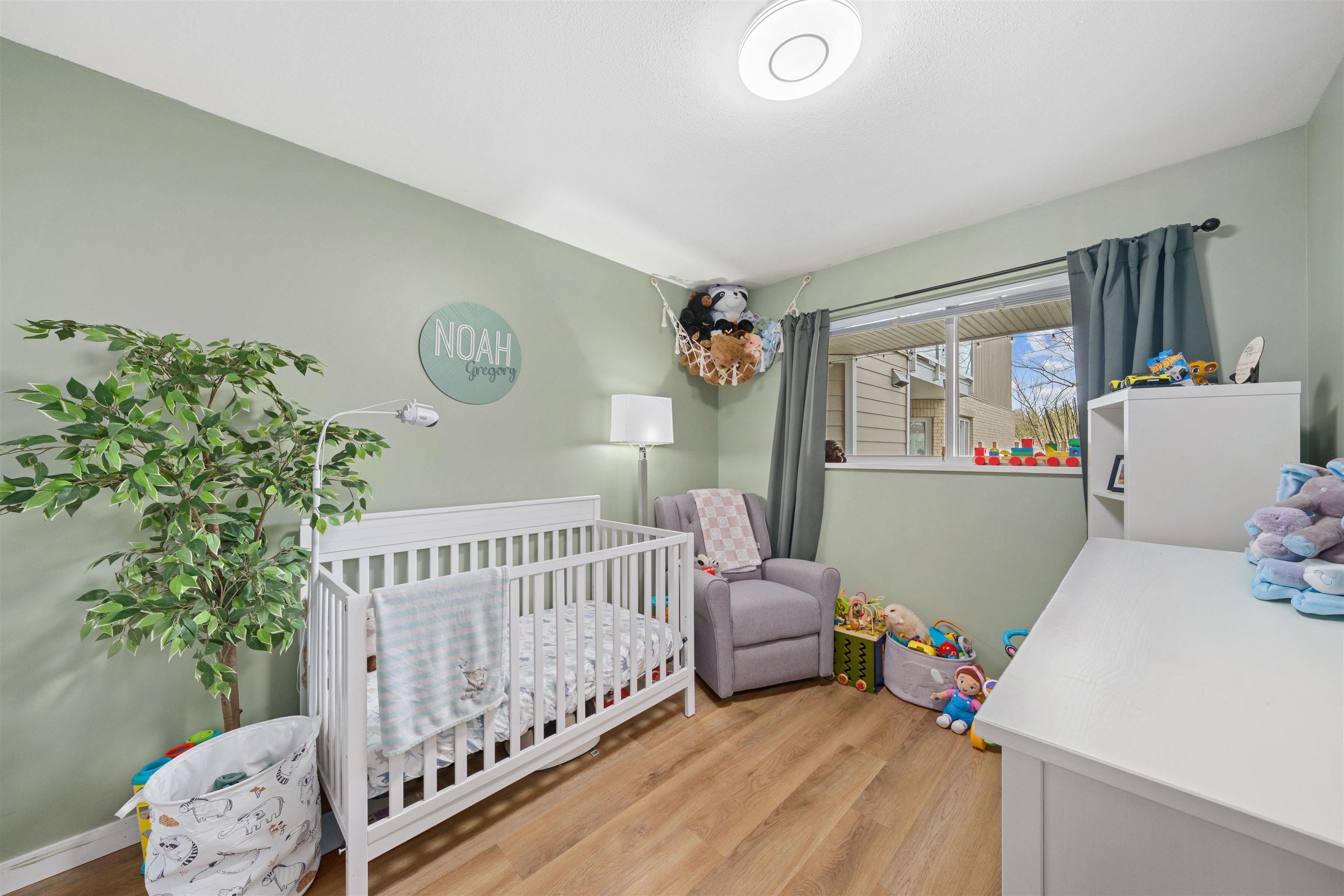 213 22255 122 AVENUE Unit: 213