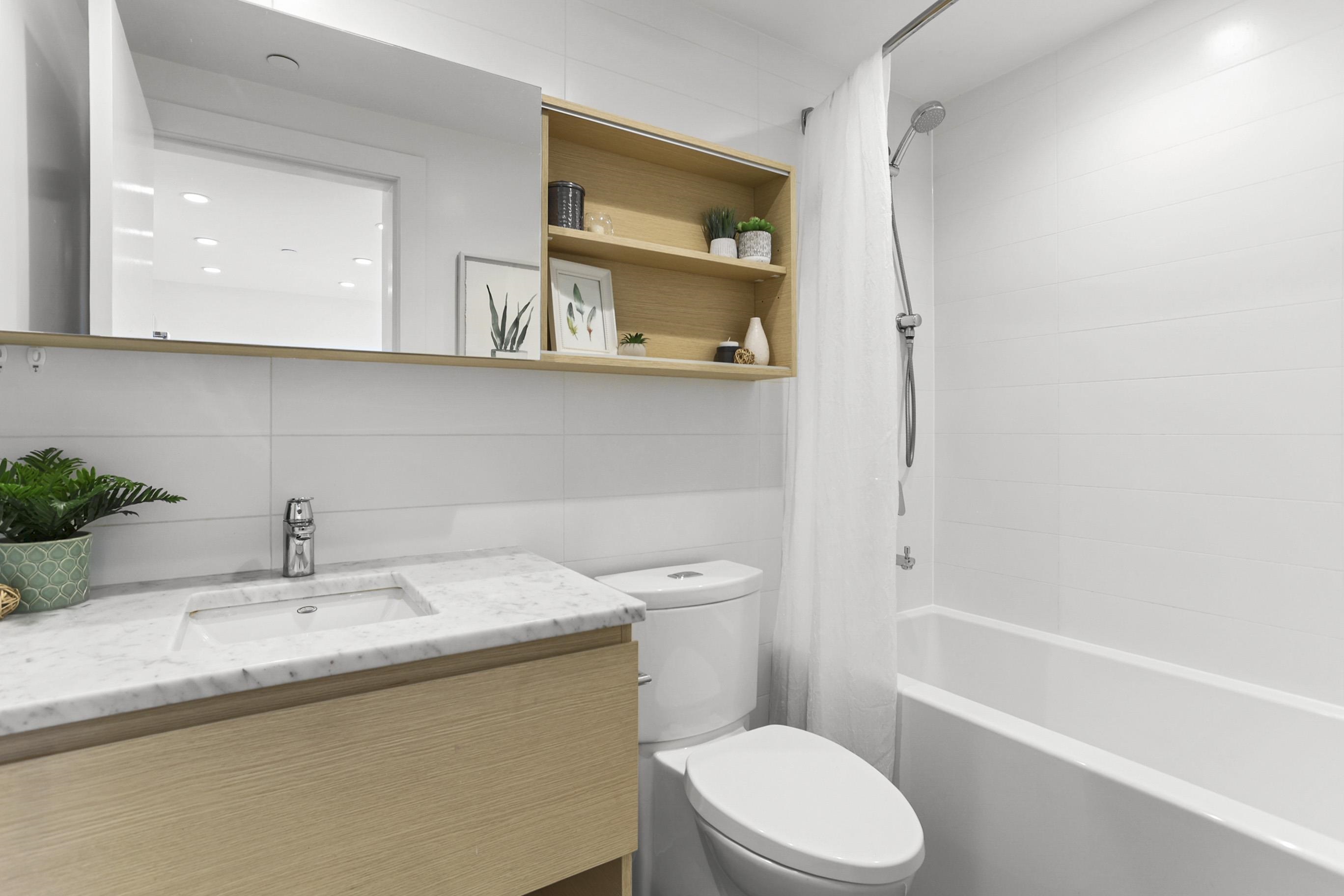 2409 657 WHITING WAY Unit: 2409