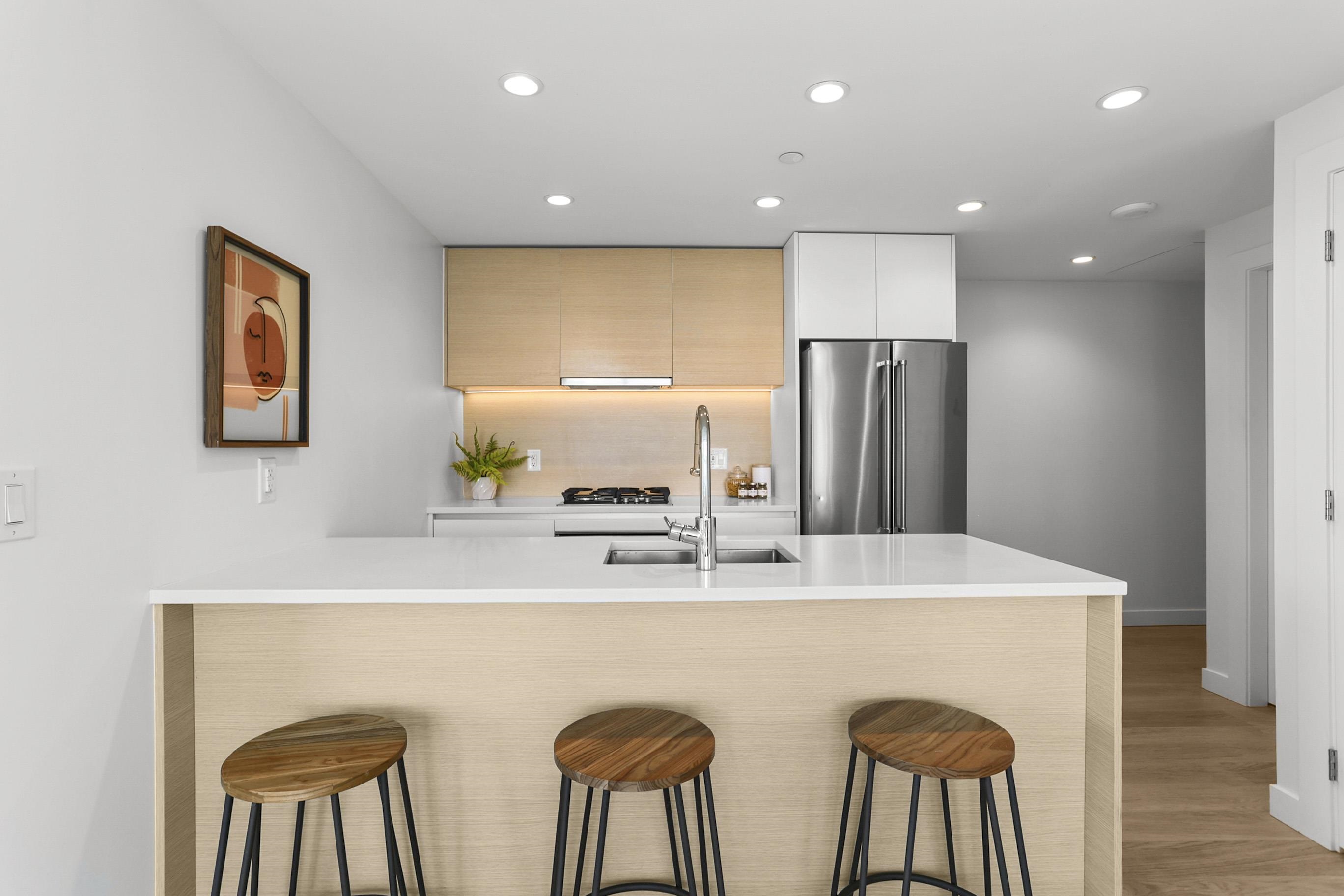 2409 657 WHITING WAY Unit: 2409